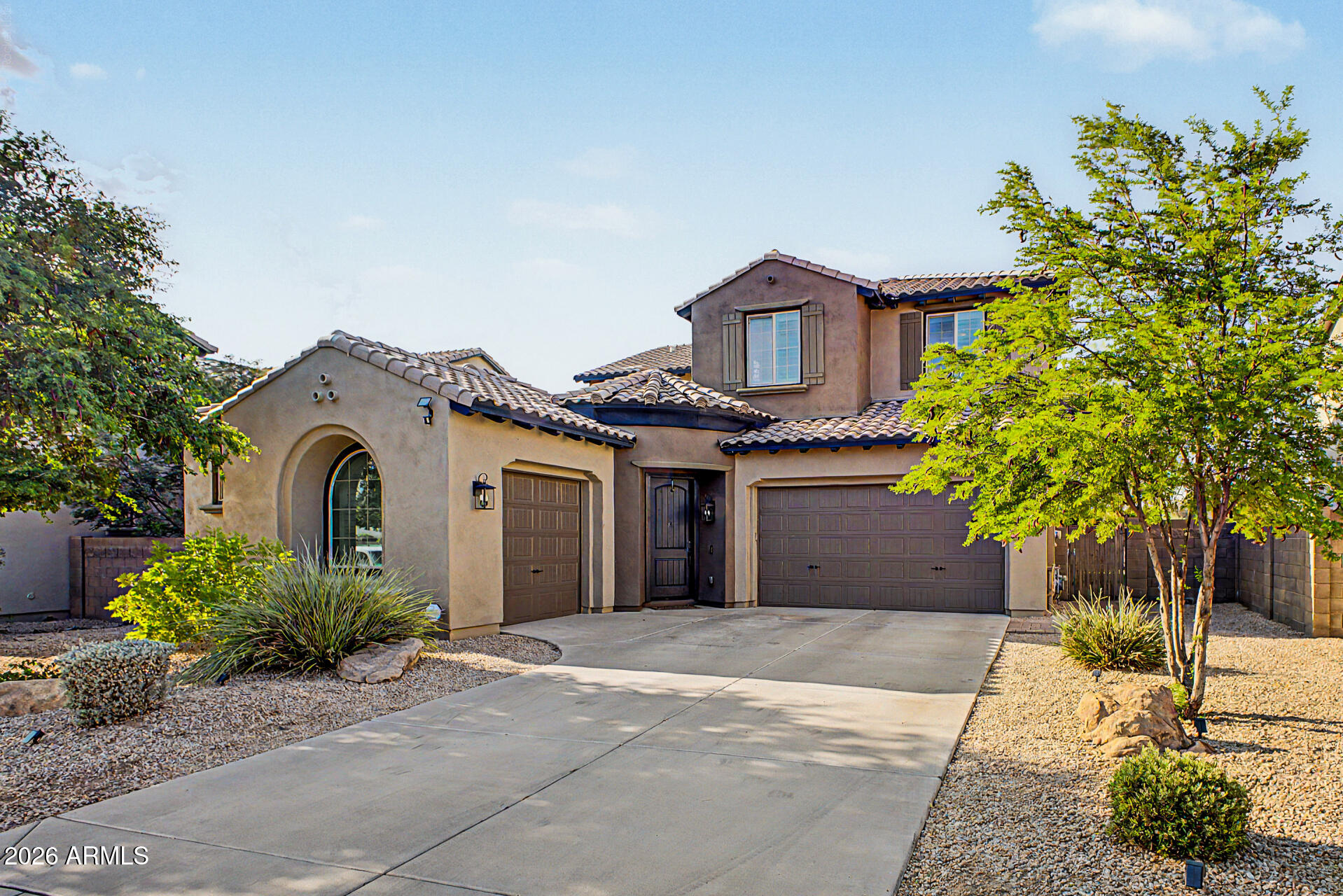 3726 E Cat Balue Drive — photo