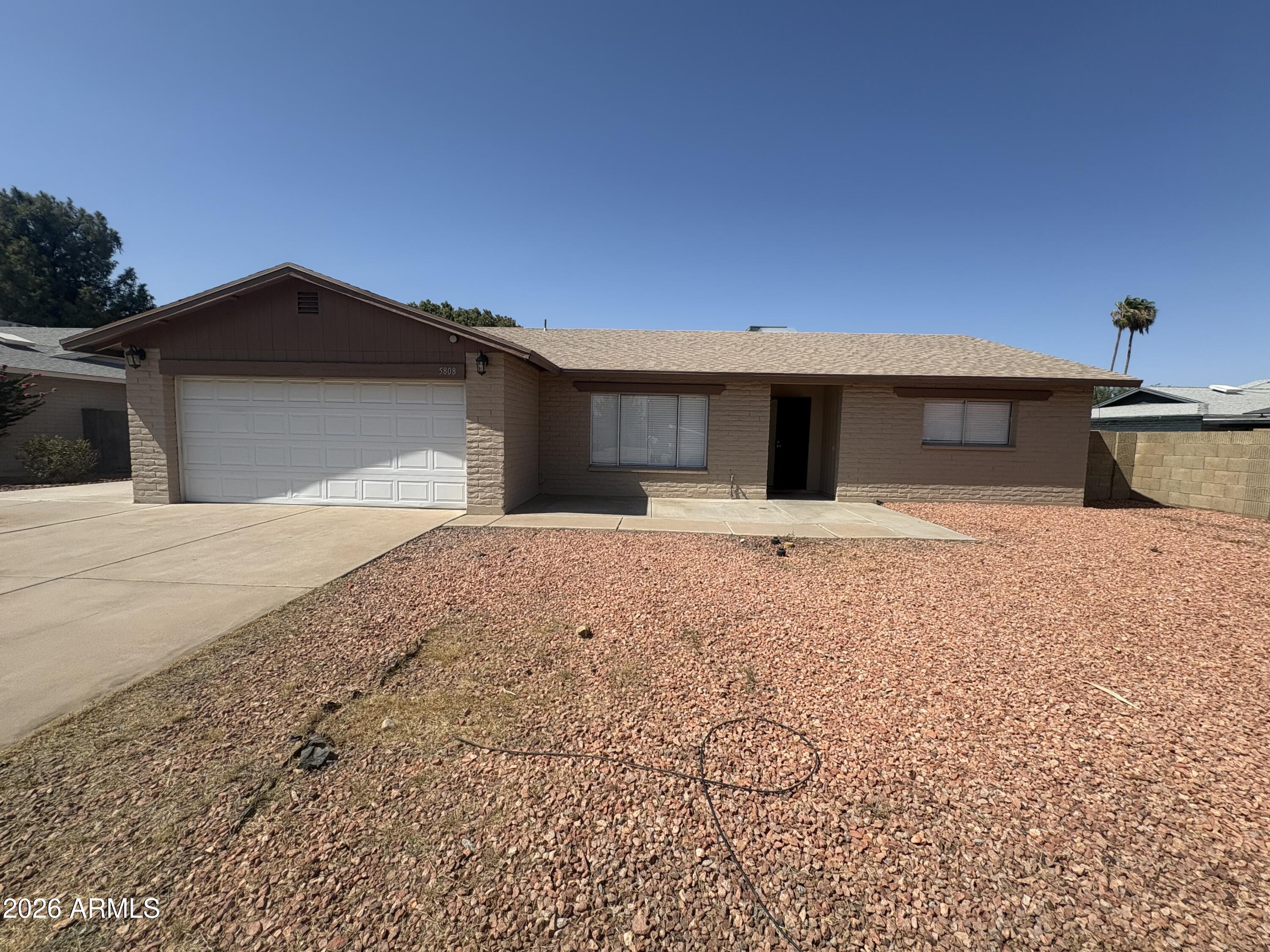 5808 W Mary Jane Lane — photo