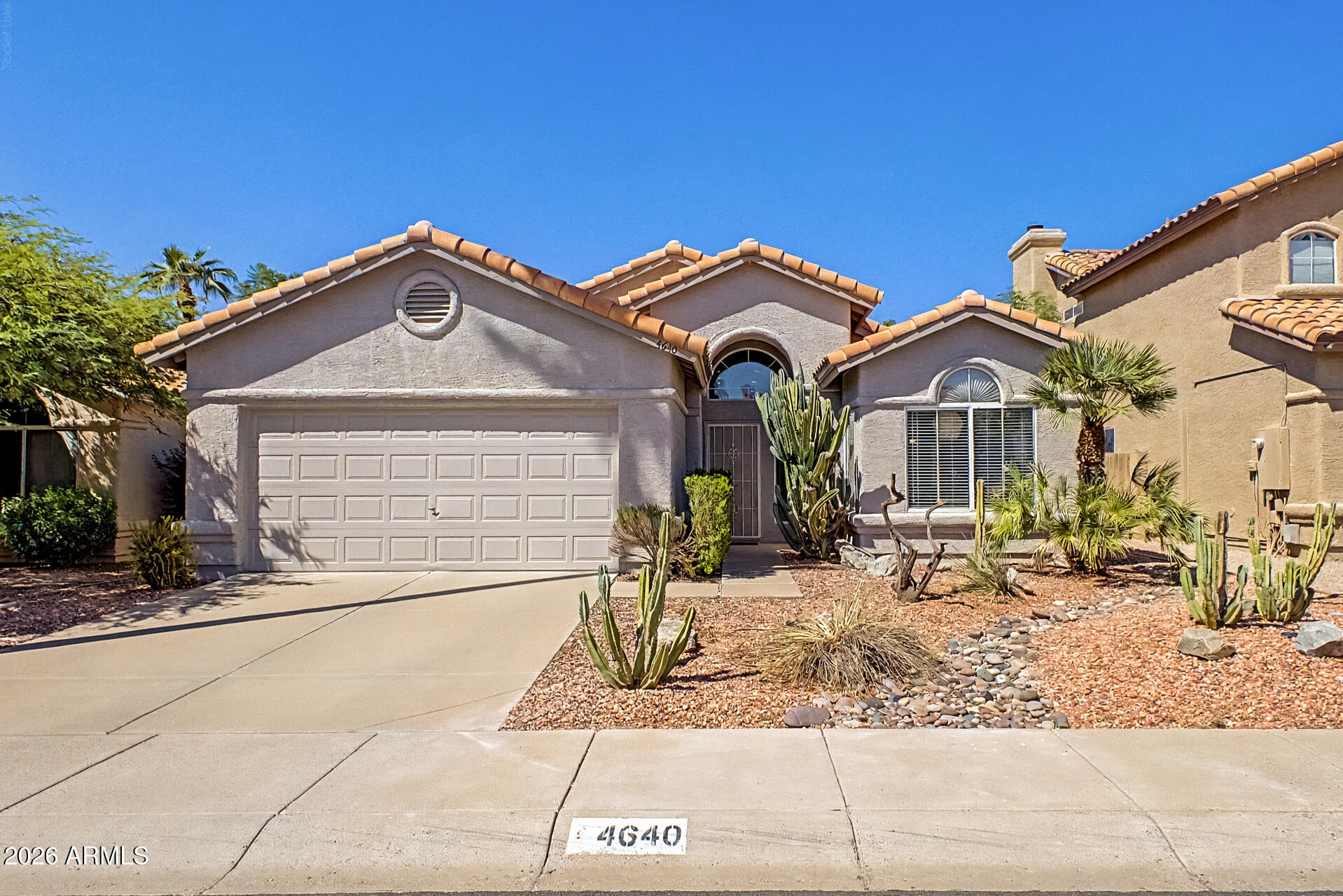 4640 E Michelle Drive — photo