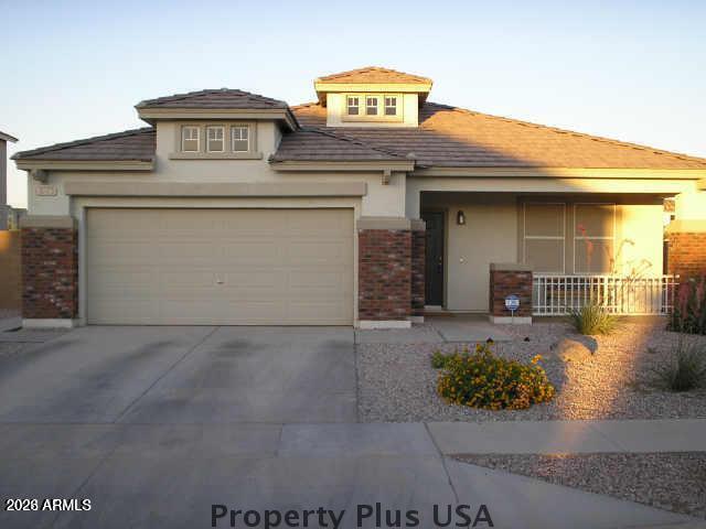 6813 S 39th Drive — photo