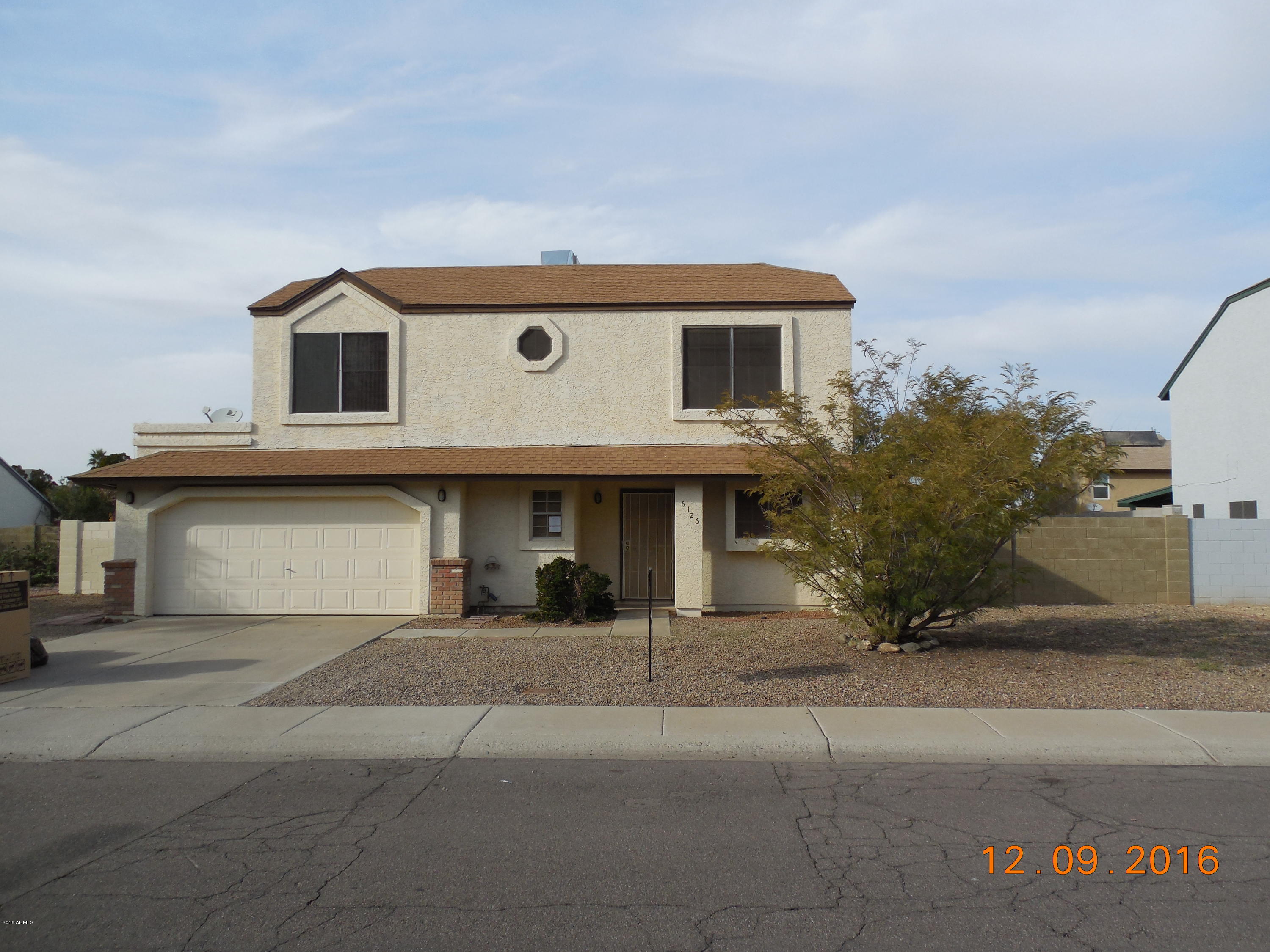 6126 W Maui Lane — photo