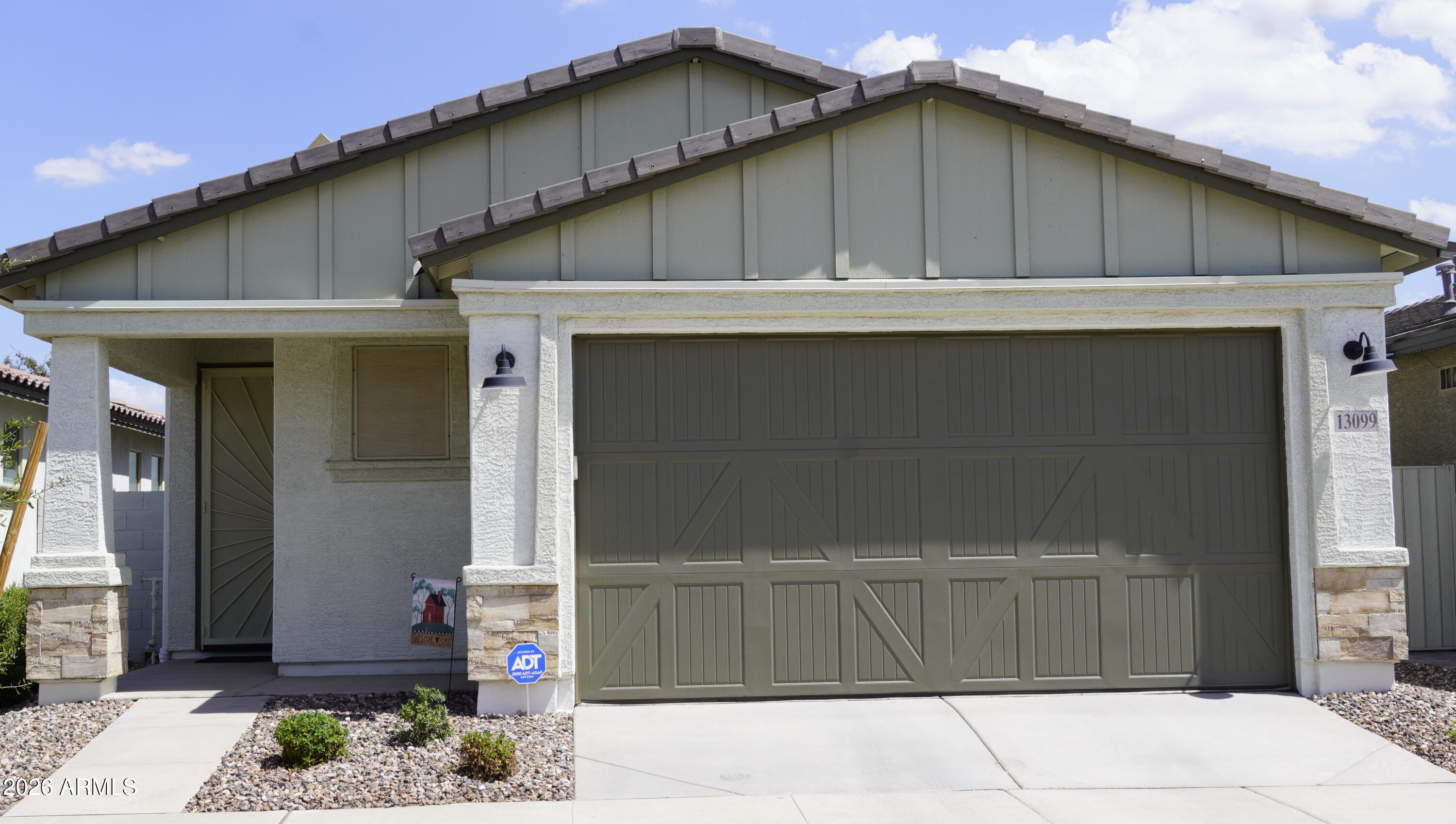 13099 N 146th Drive — photo