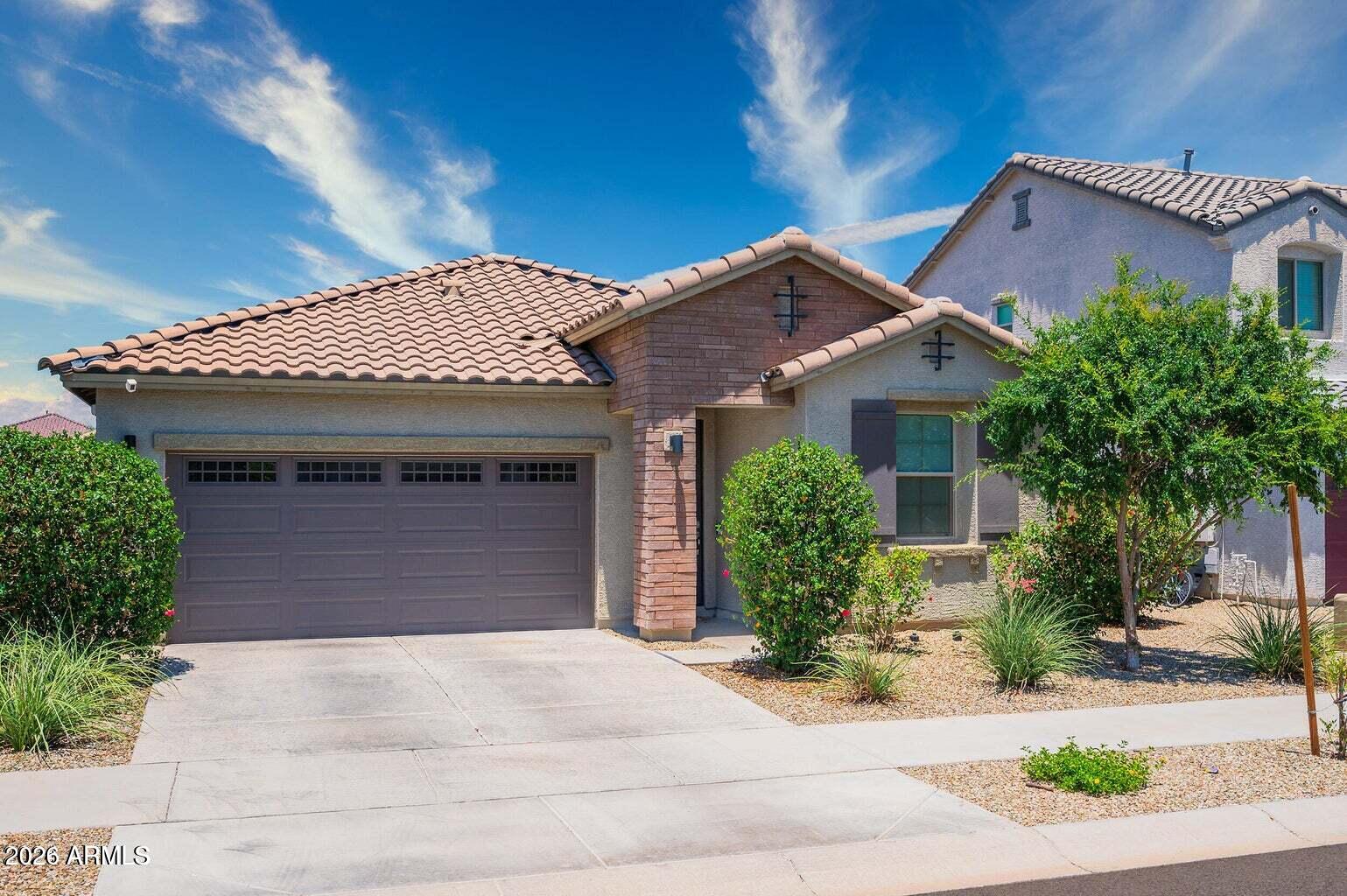 14344 W Desert Hollow Drive — photo