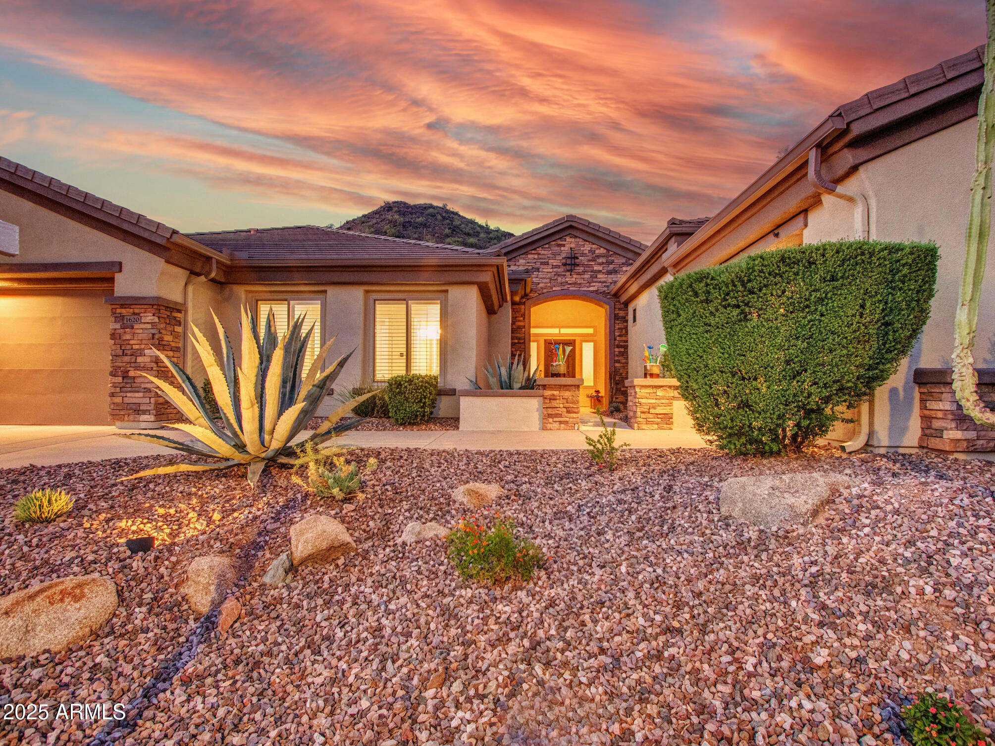 1620 W Silver Pine Drive — photo