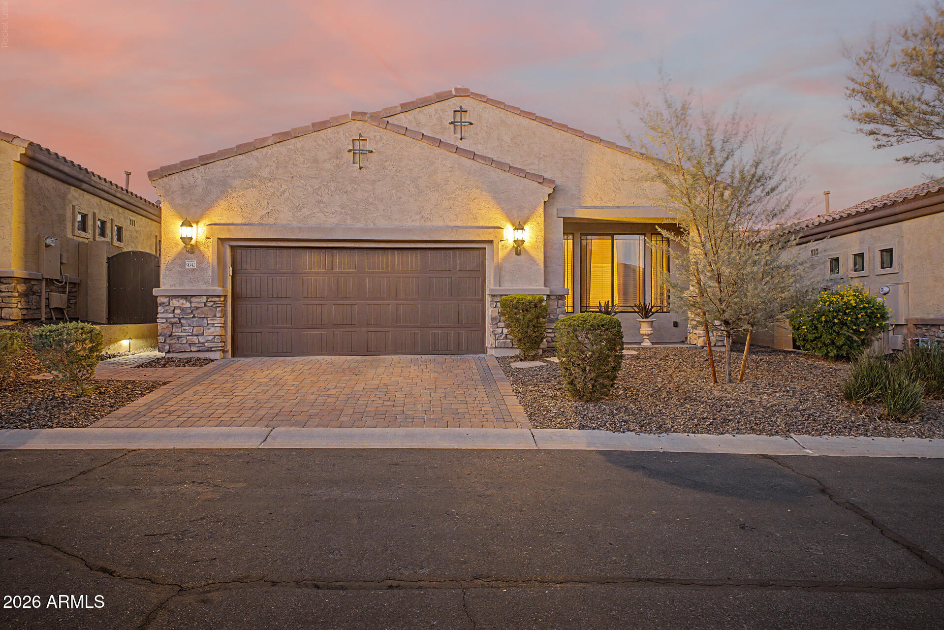 9042 E Ivyglen Circle — photo
