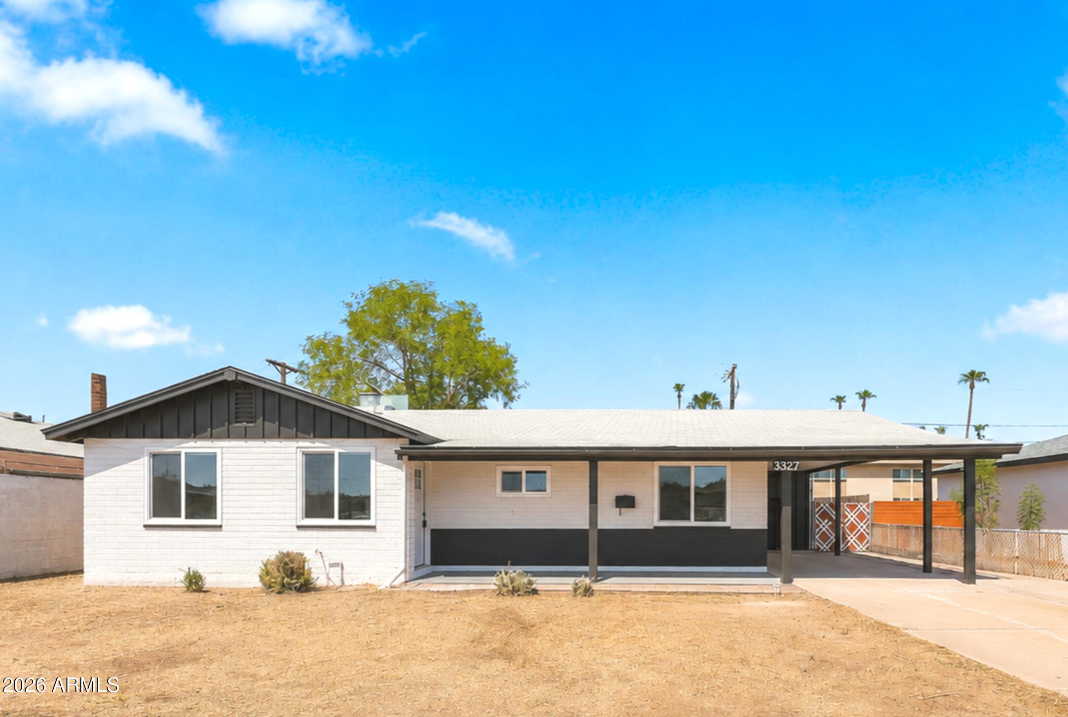 3322 E Willetta Street — photo