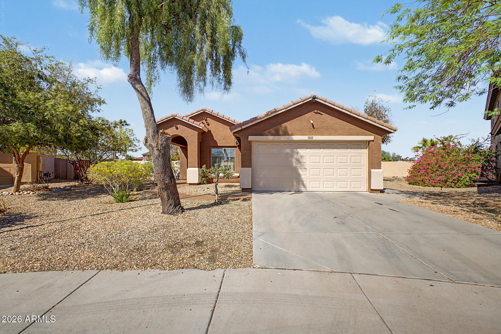 15142 W Smokey Drive — photo