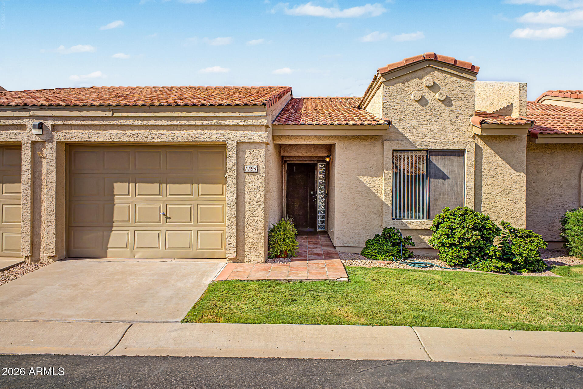 1021 S Greenfield Road 1194 — photo