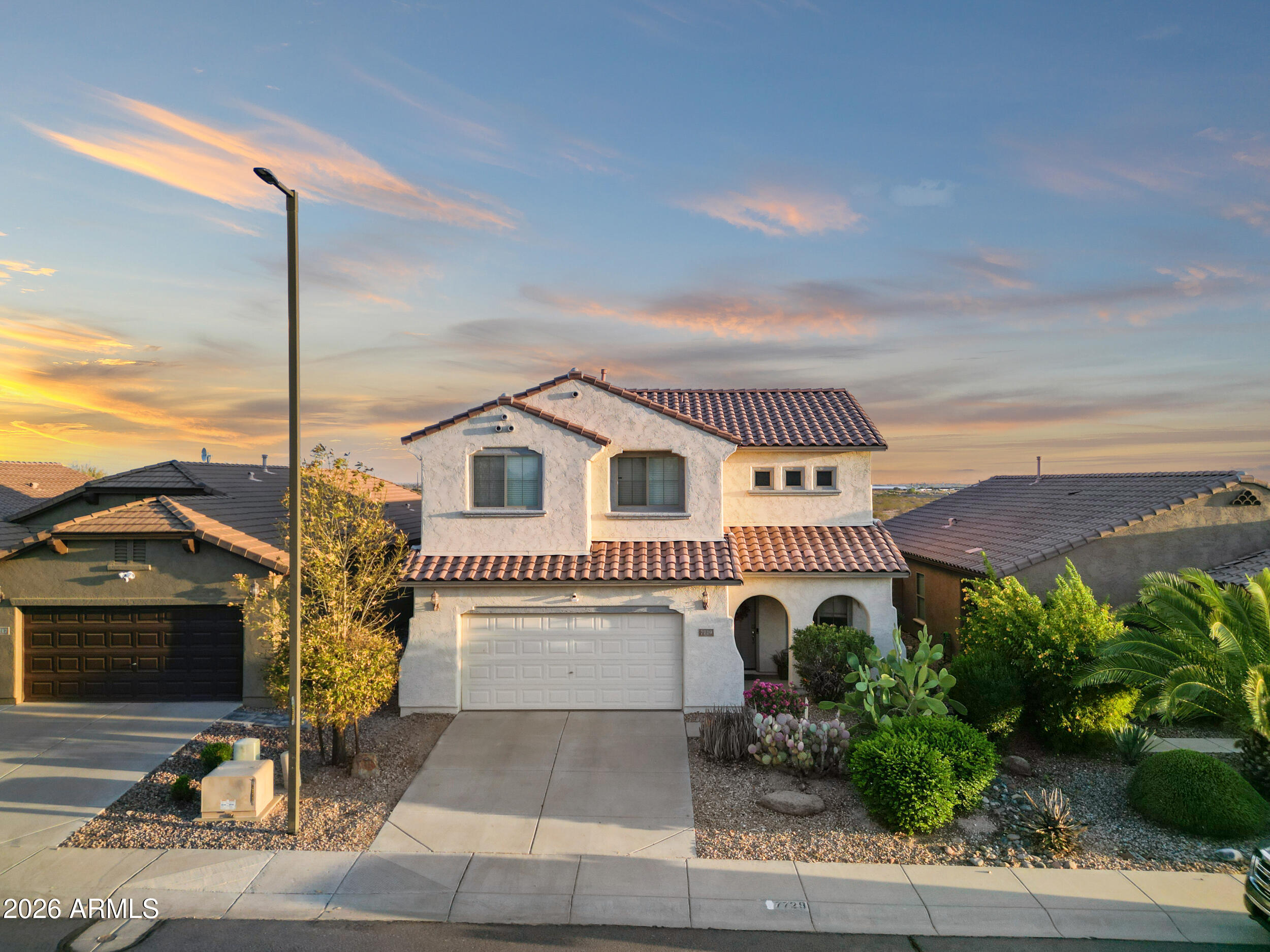 7729 W Springfield Way — photo