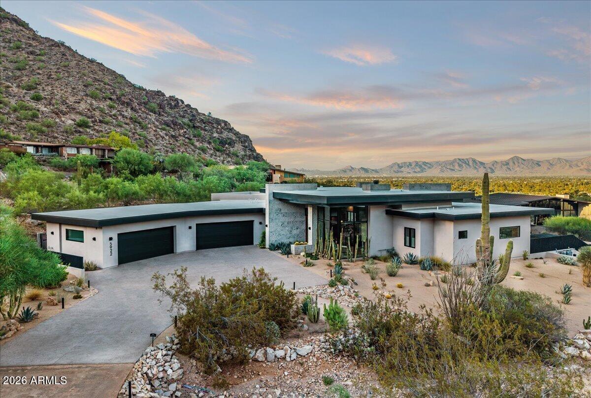 5922 E Cheney Drive — photo