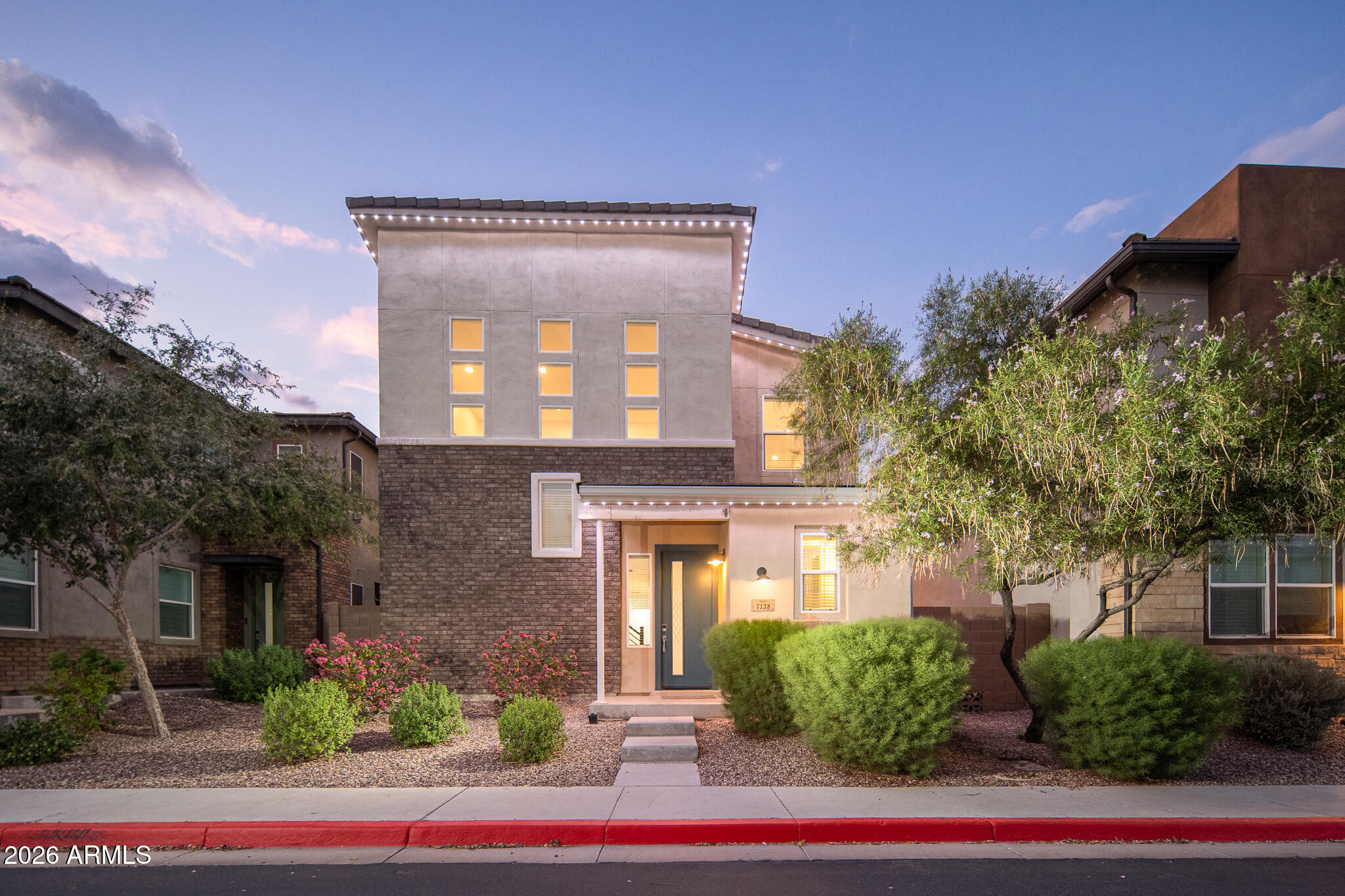 7138 W Kent Drive — photo