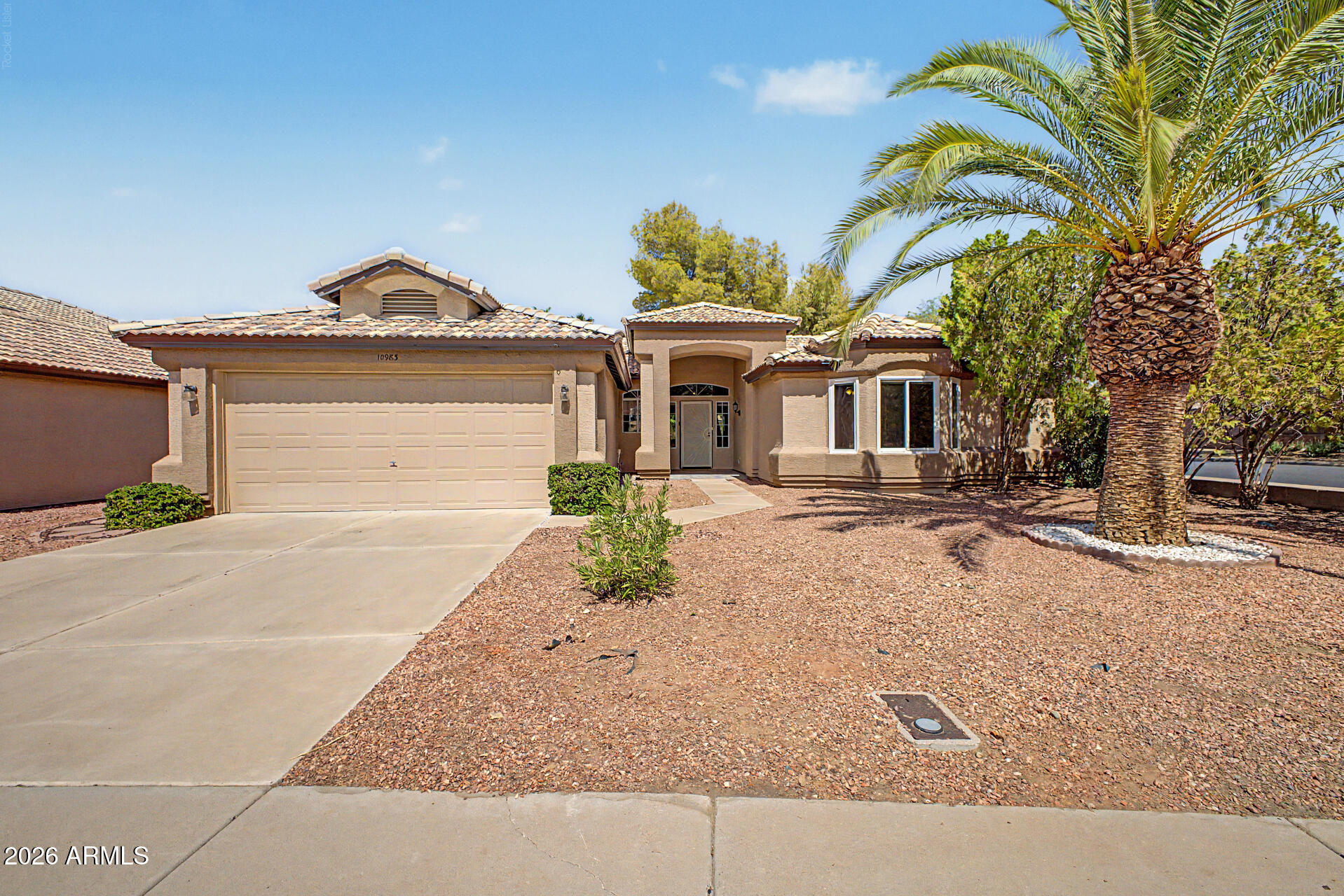 10983 W Tonopah Drive — photo