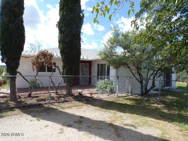 564 E Noble Drive — photo