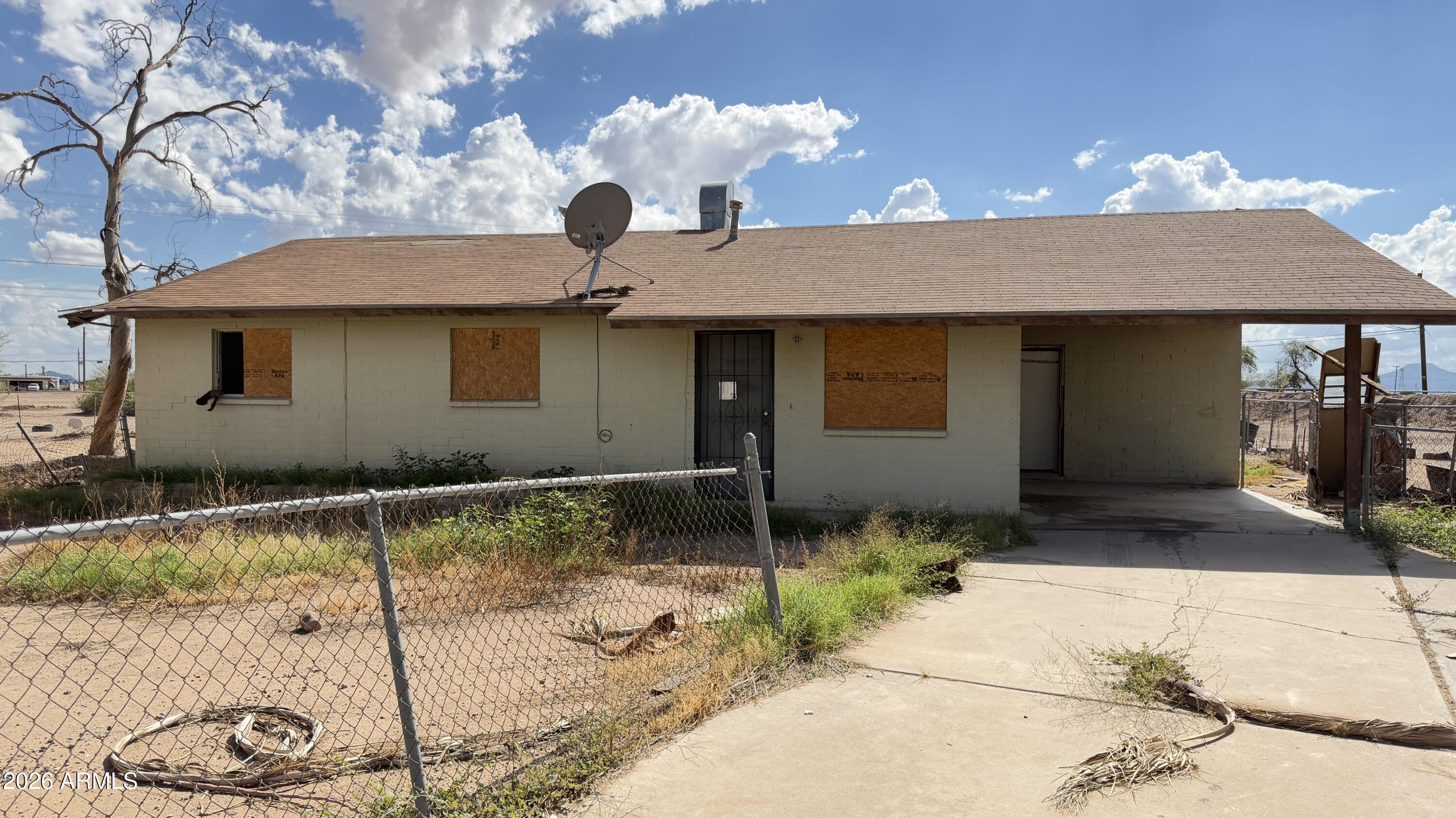 1391 W Rose Place — photo
