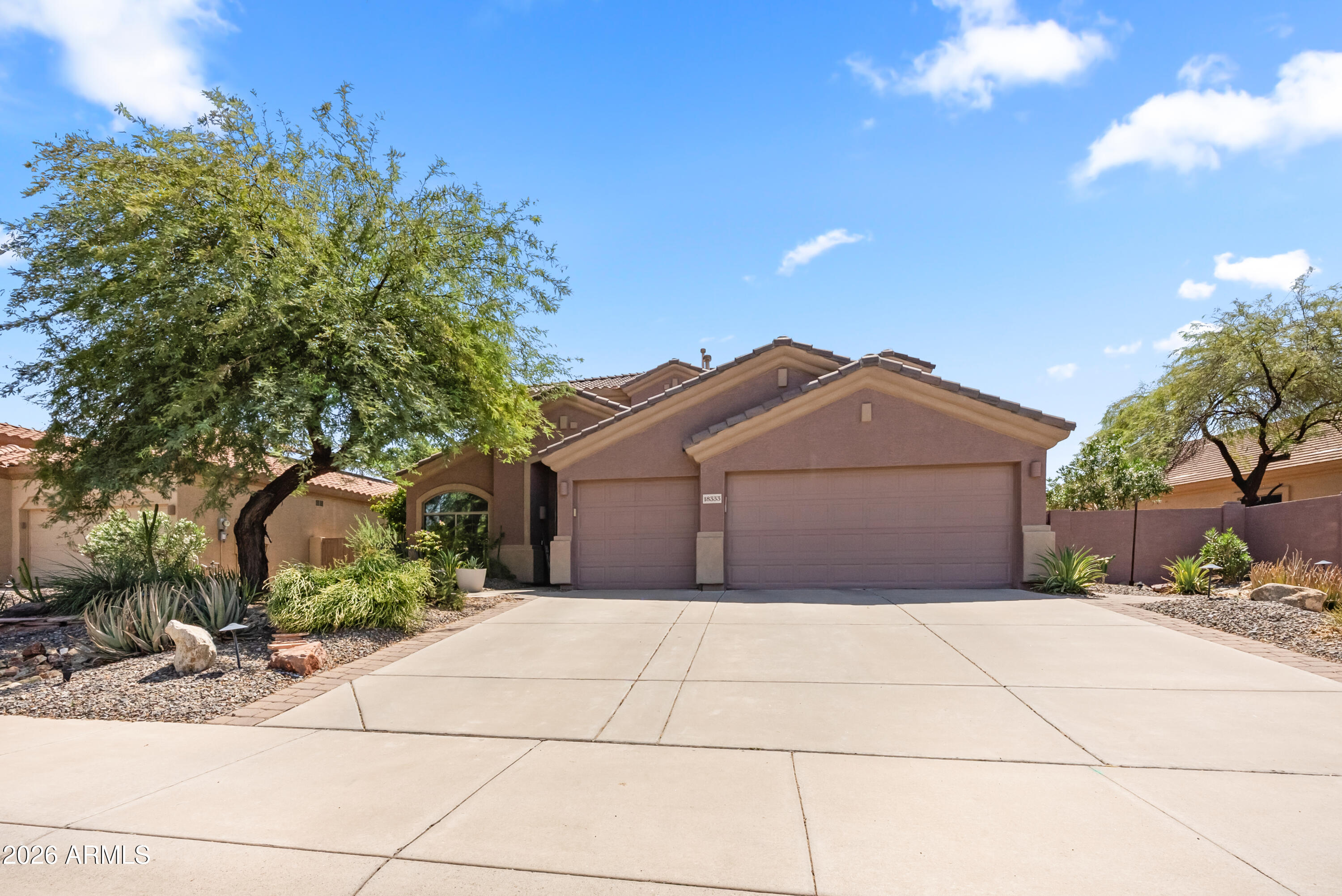 18333 W Estes Way — photo