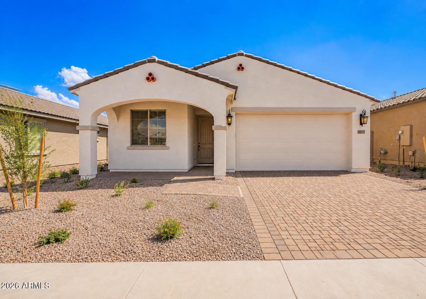 16833 W Hope Drive — photo