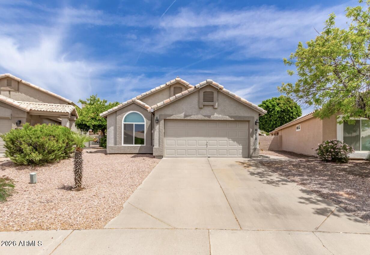 4112 E Tanglewood Drive — photo