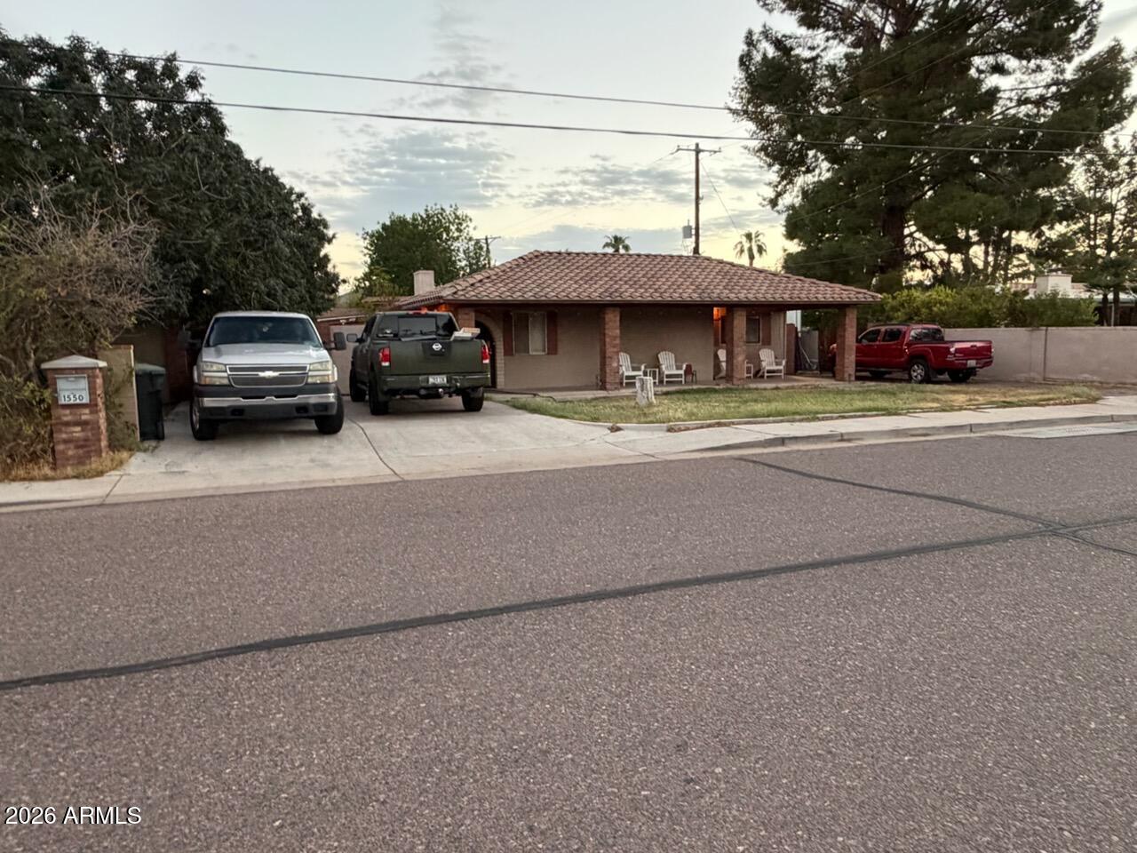 1550 W el Caminito Drive — photo
