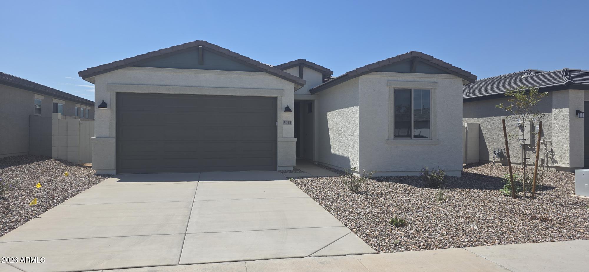 5013 W Stray Horse Lane — photo