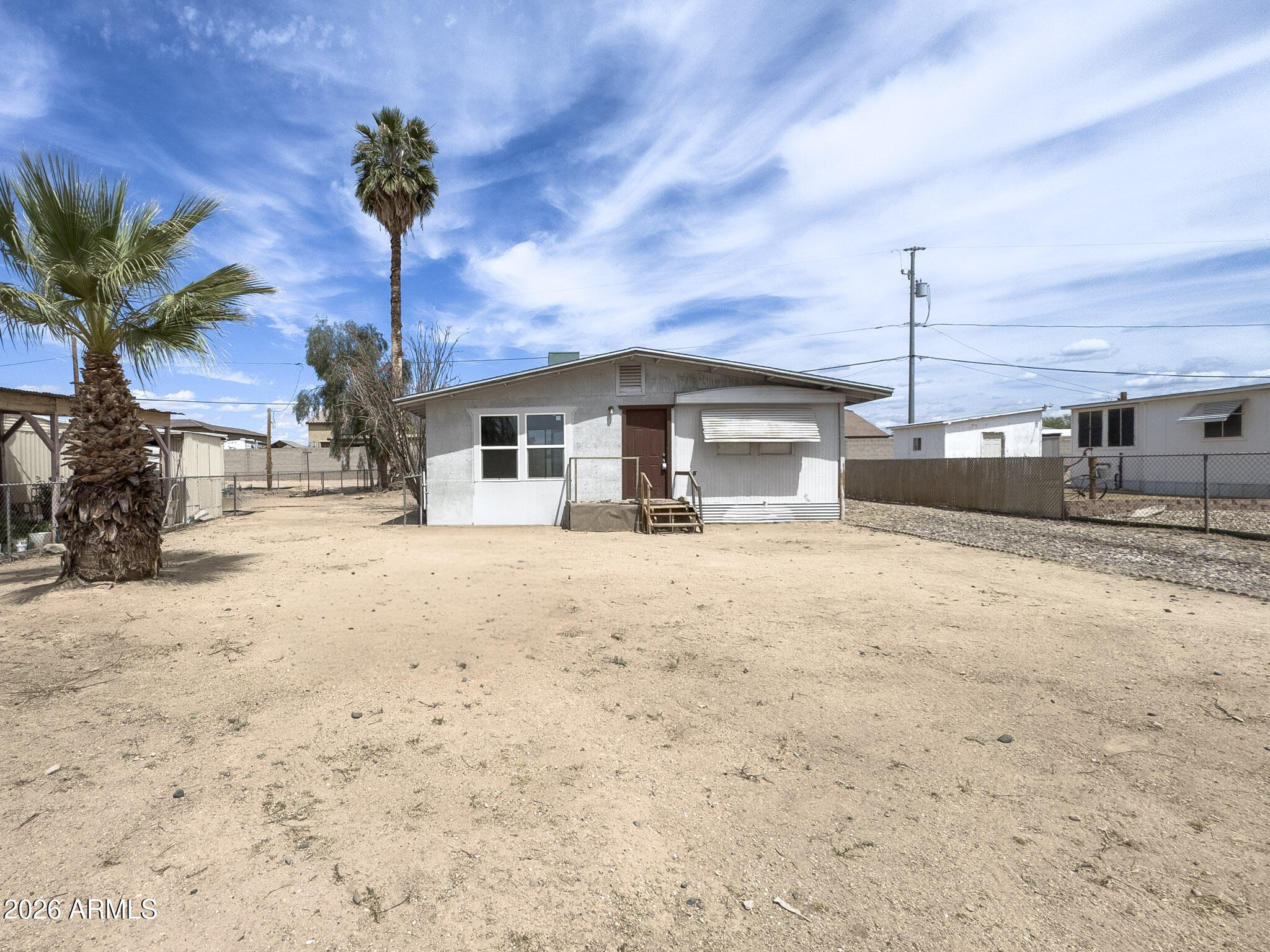 13522 W Maryland Avenue — photo