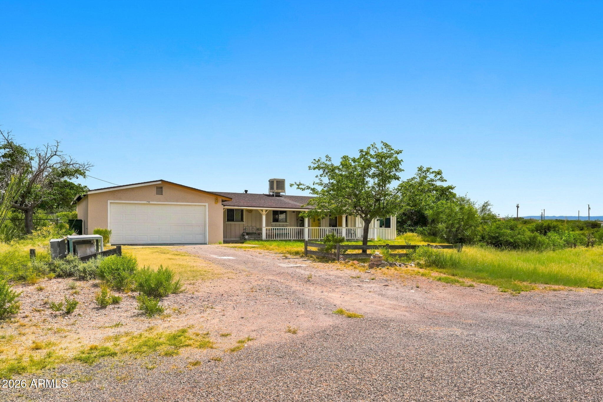1530 N Wyatt Lane — photo