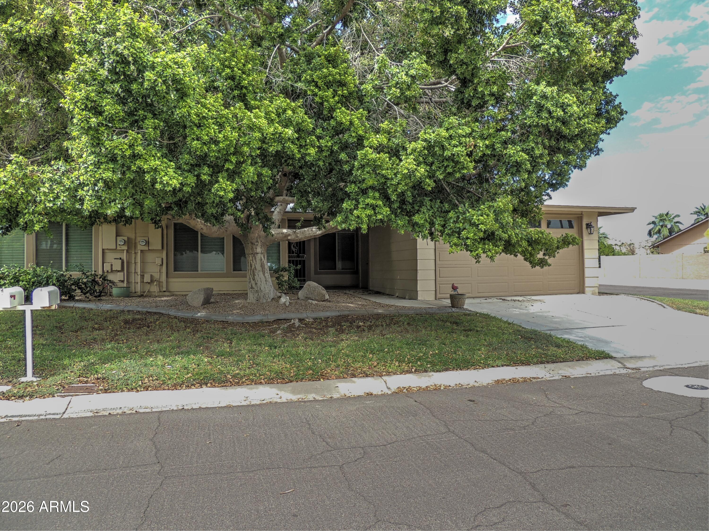 12166 S Shoshoni Drive — photo