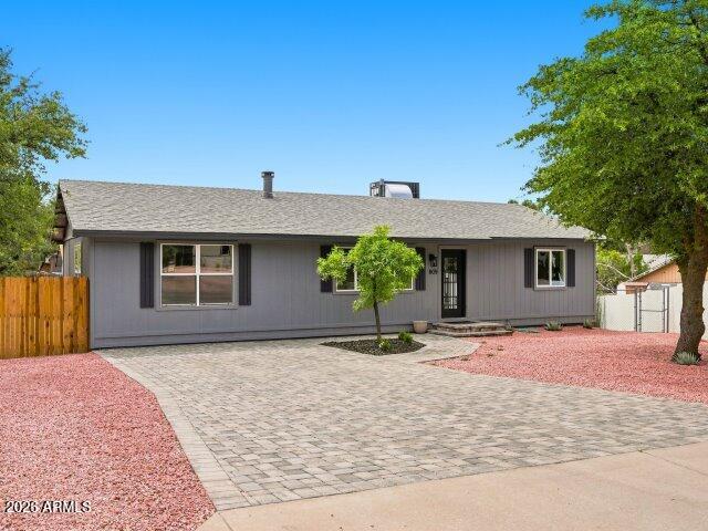 809 E Frontier Street — photo