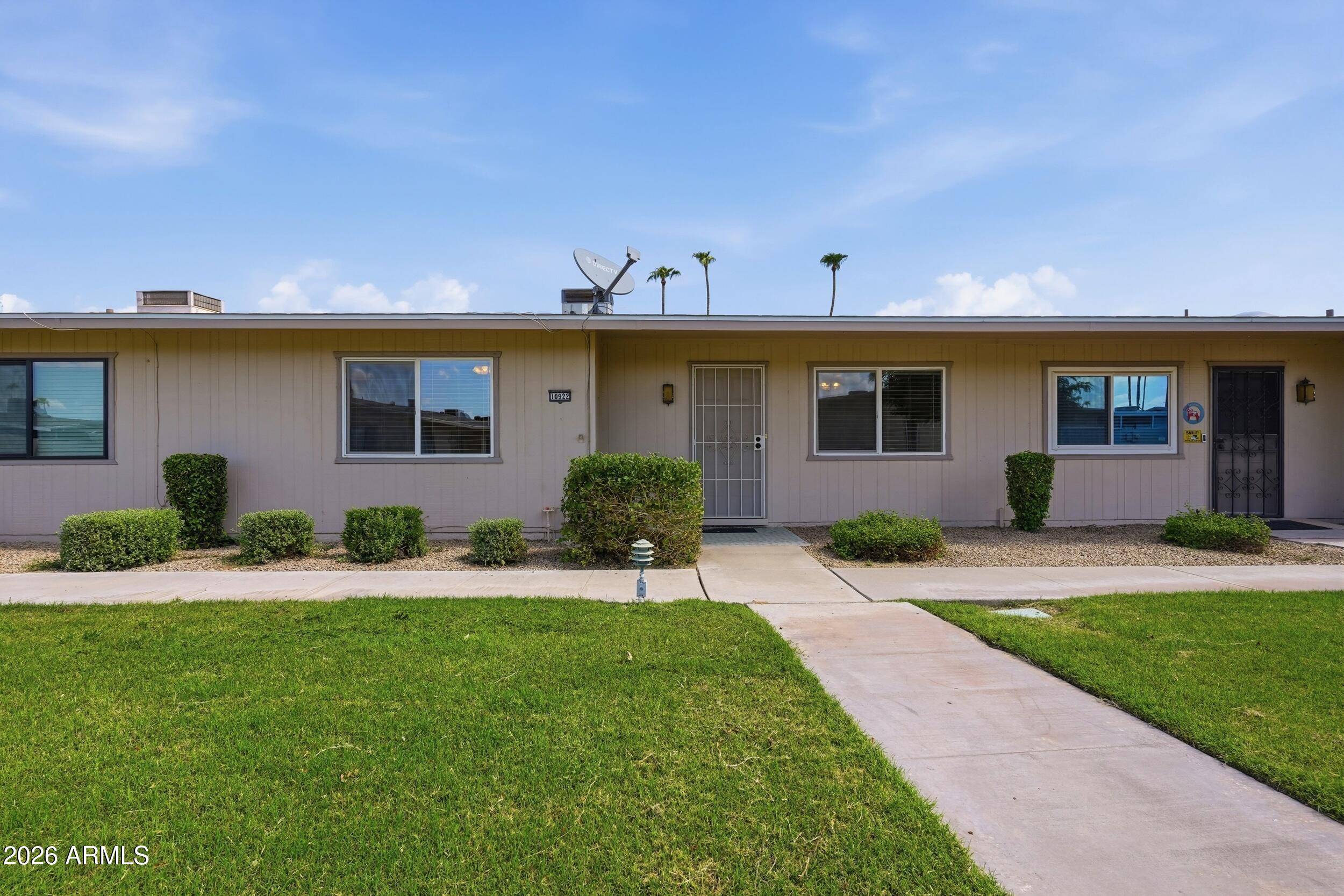 10922 W Santa Fe Drive — photo