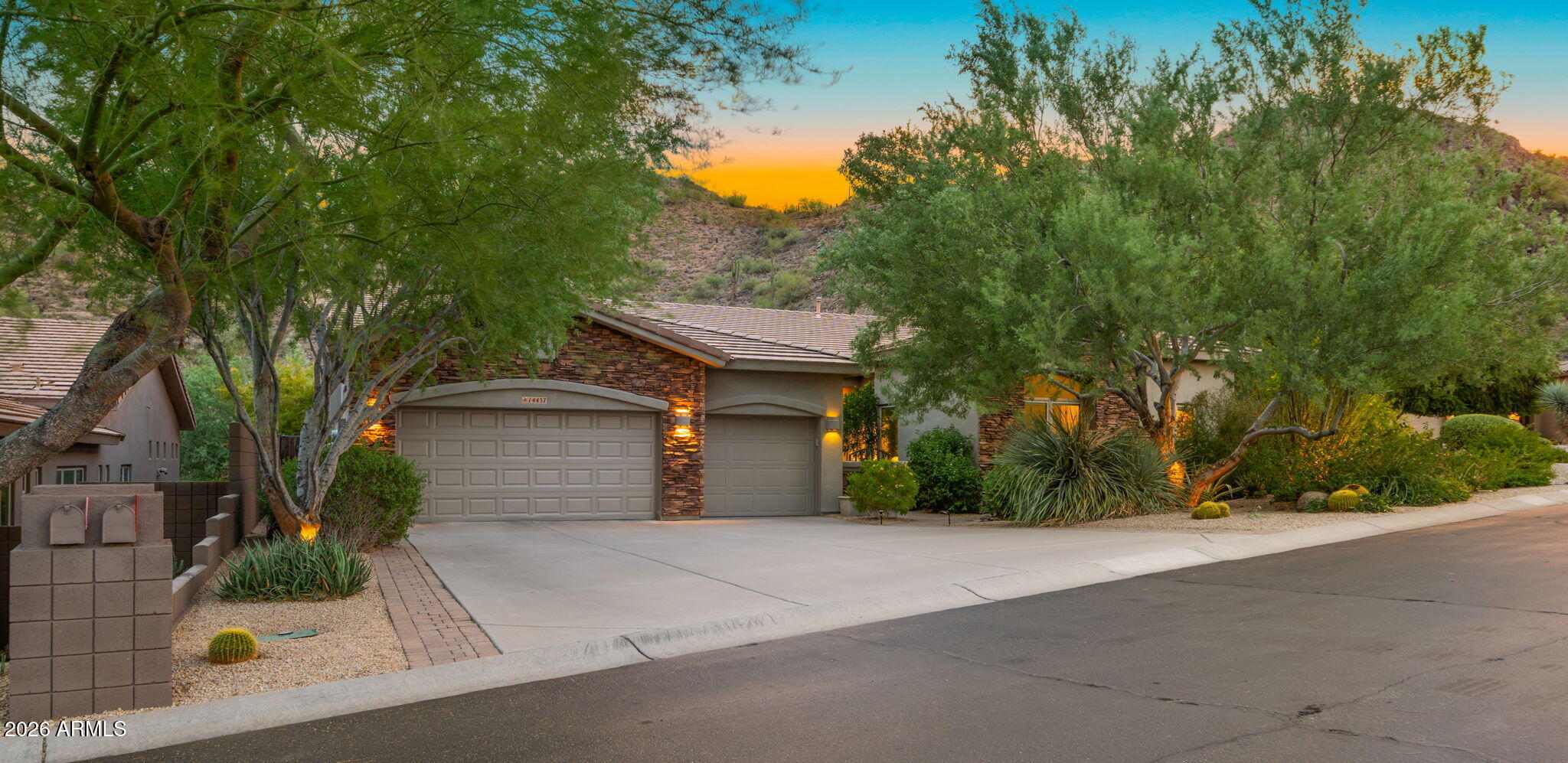 14437 E Wethersfield Road — photo
