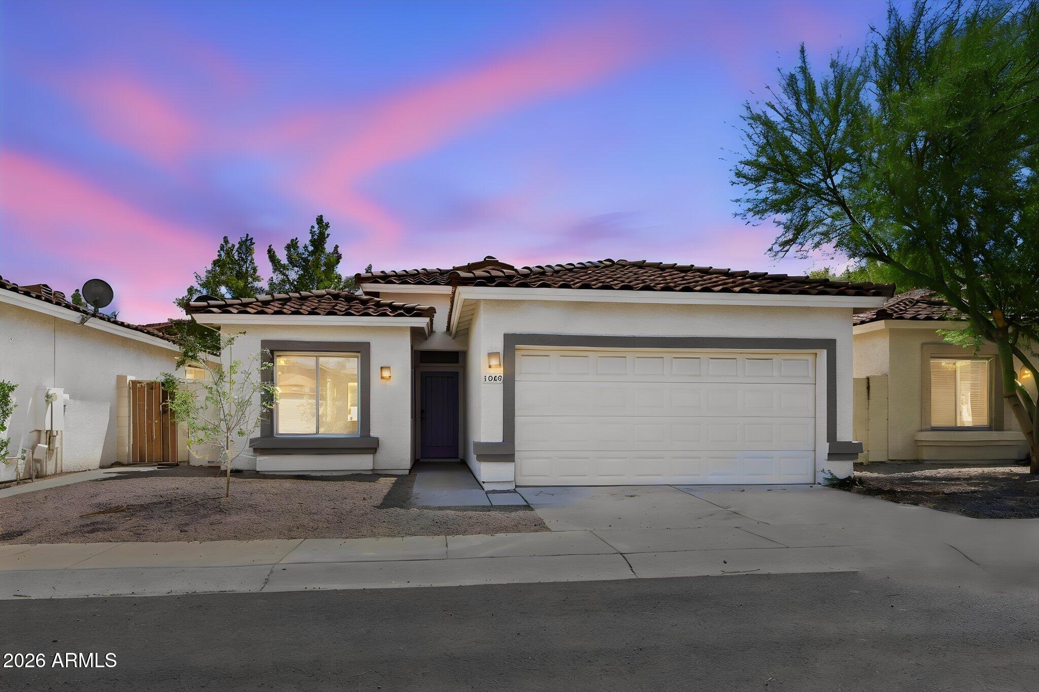 1049 E Susan Lane — photo