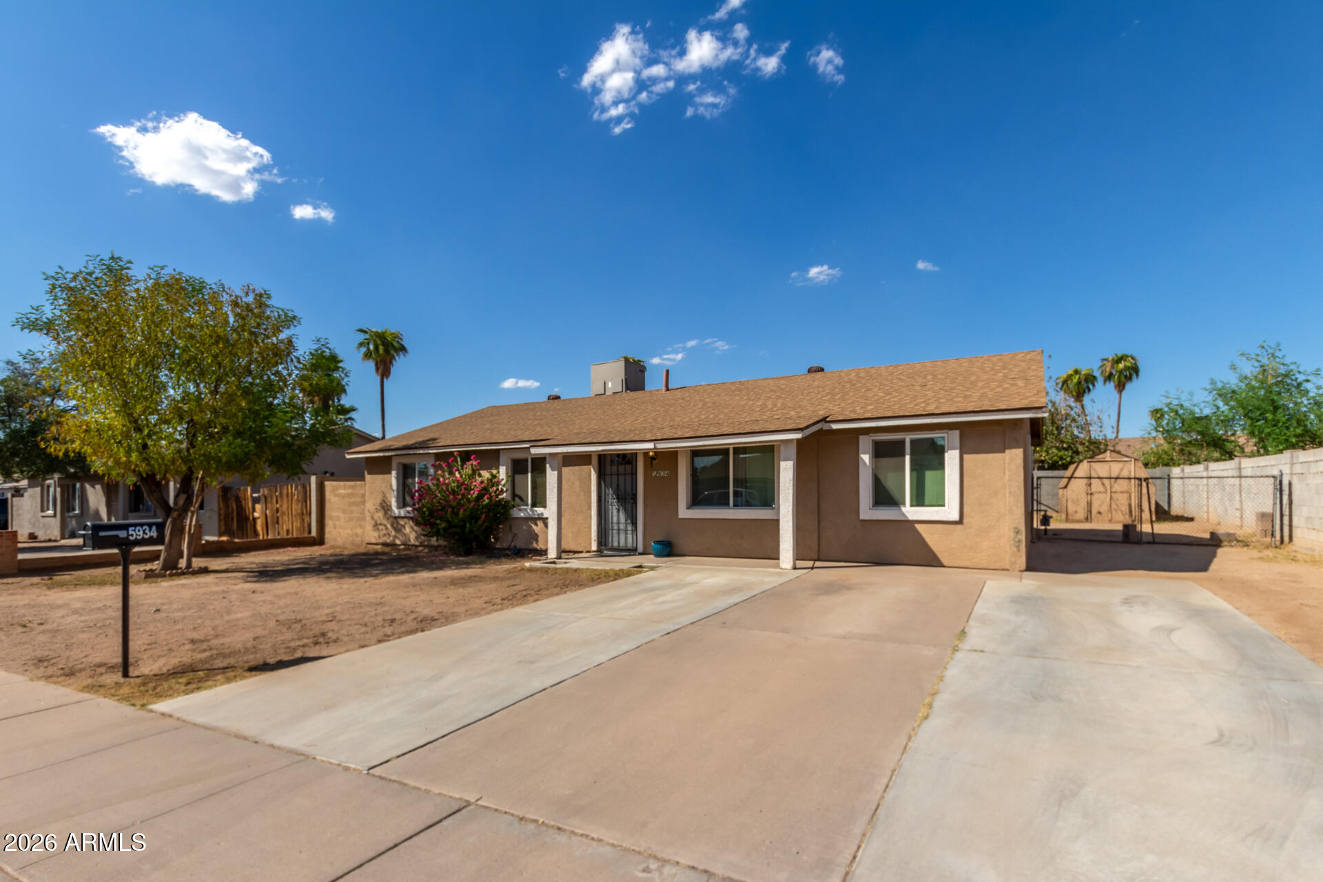 5934 W Coronado Road — photo