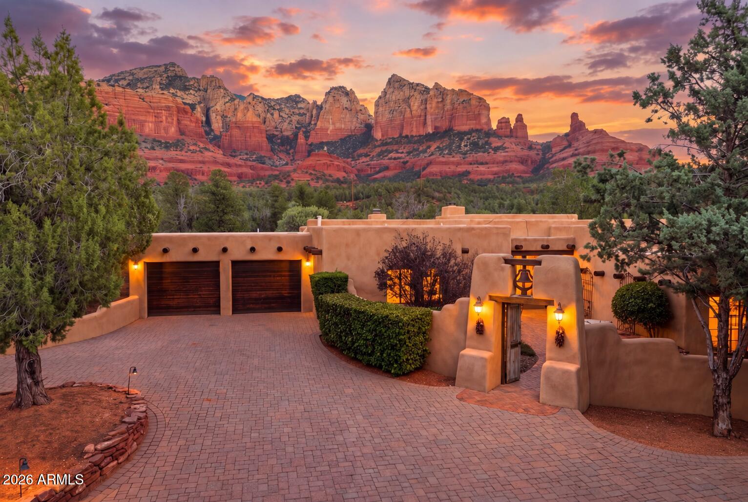 350 Navajo Trail — photo