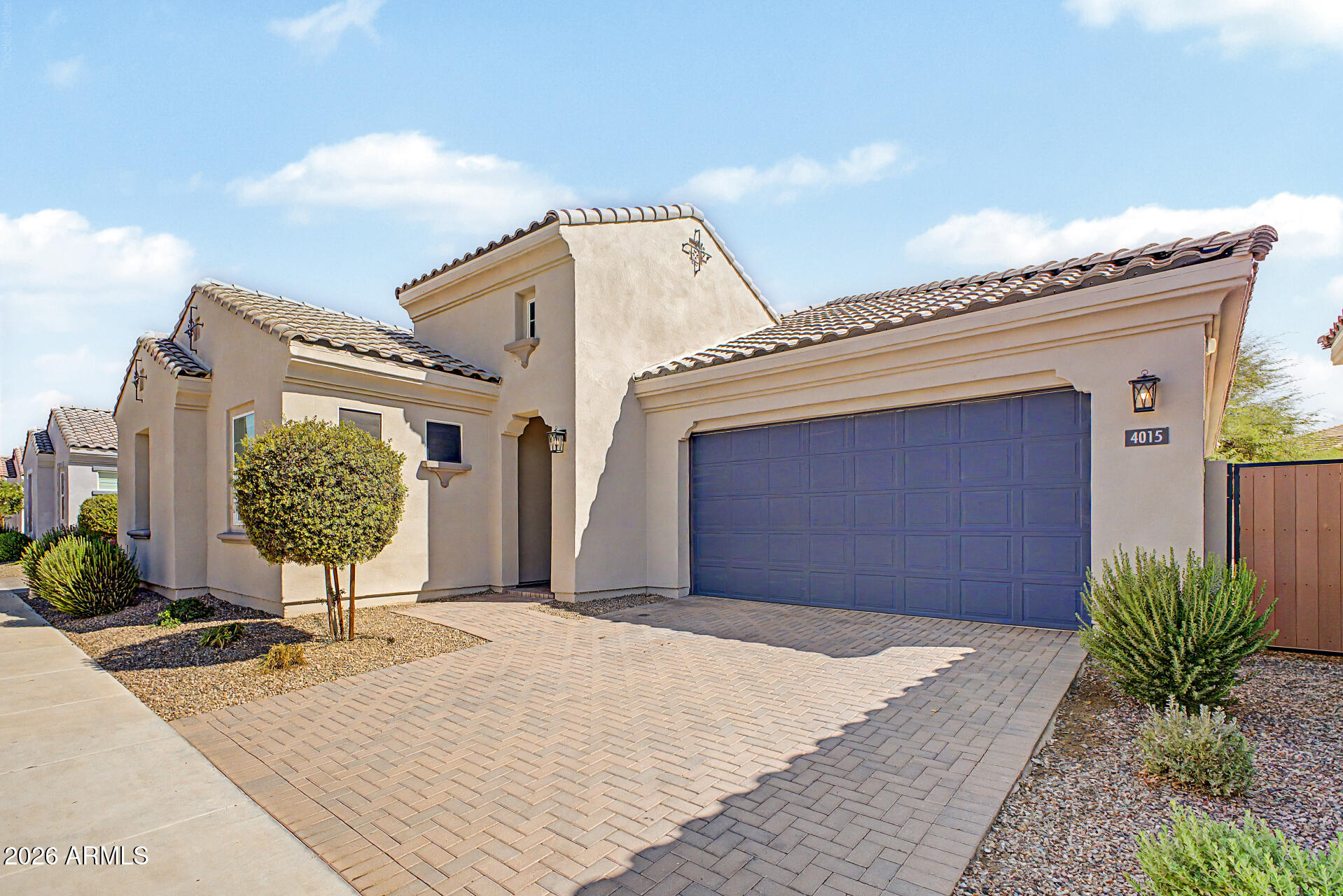 4015 E Dawson Drive — photo