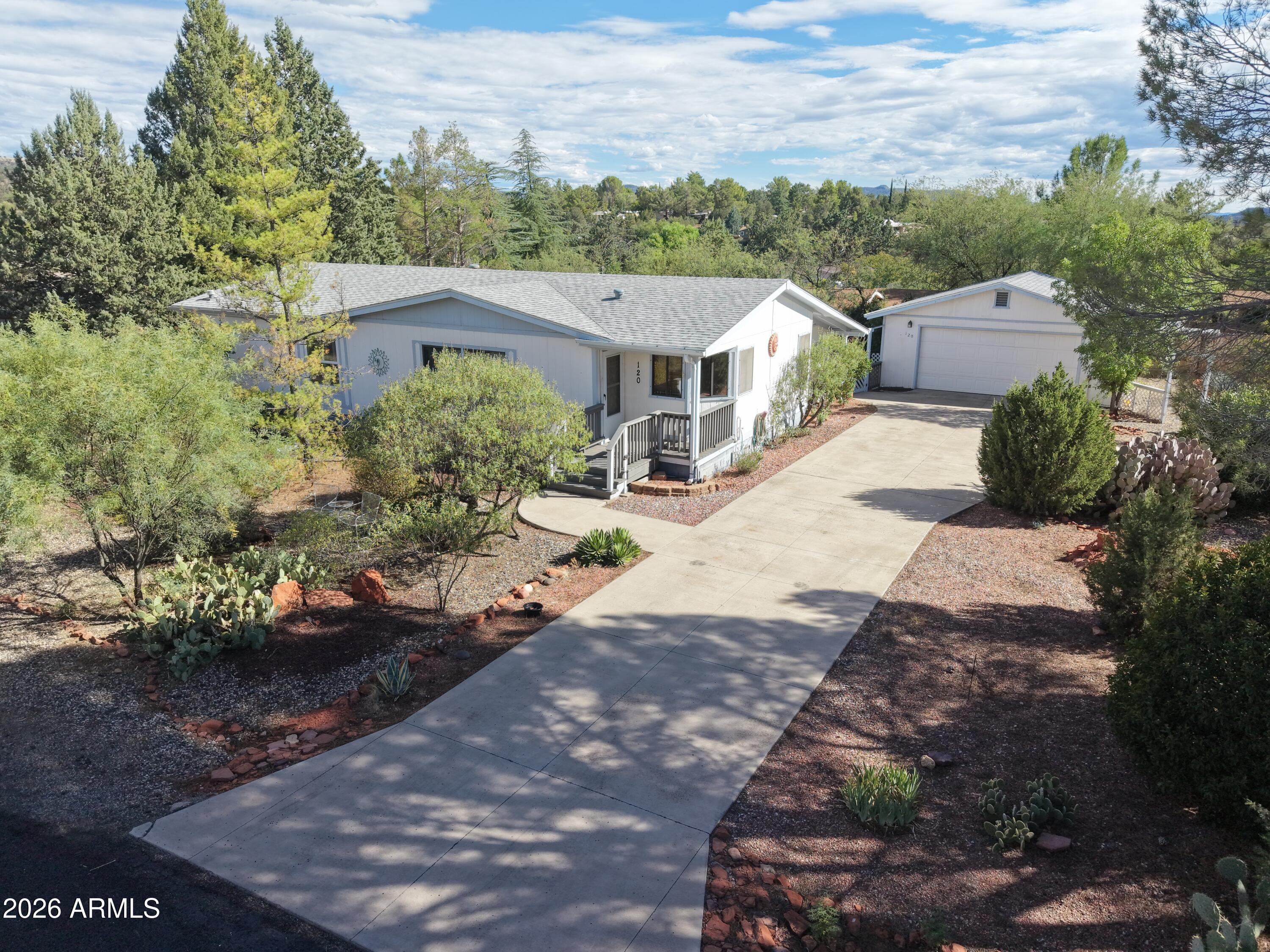 120 Moonlight Circle — photo