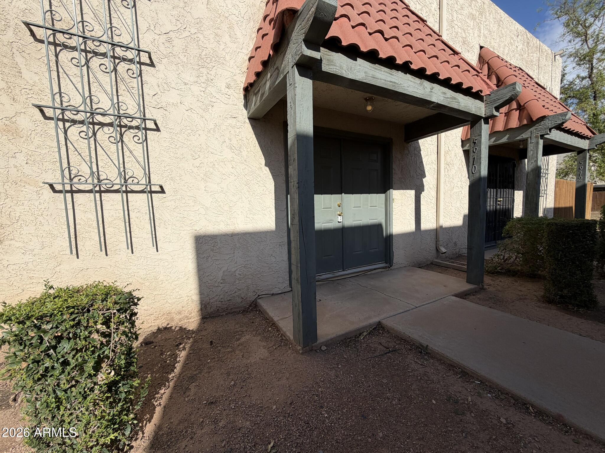 5910 W Golden Lane — photo