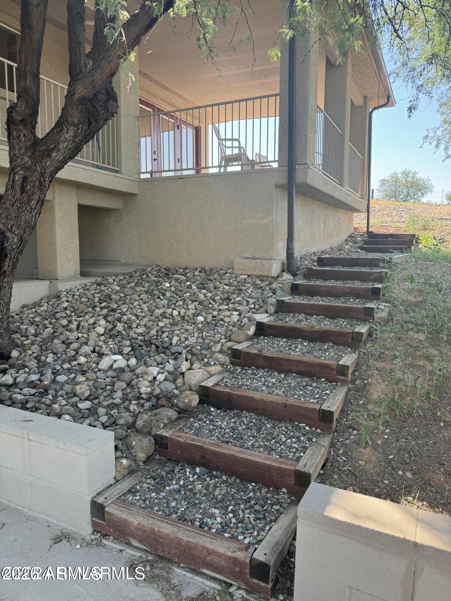 10050 E Mels Road — photo
