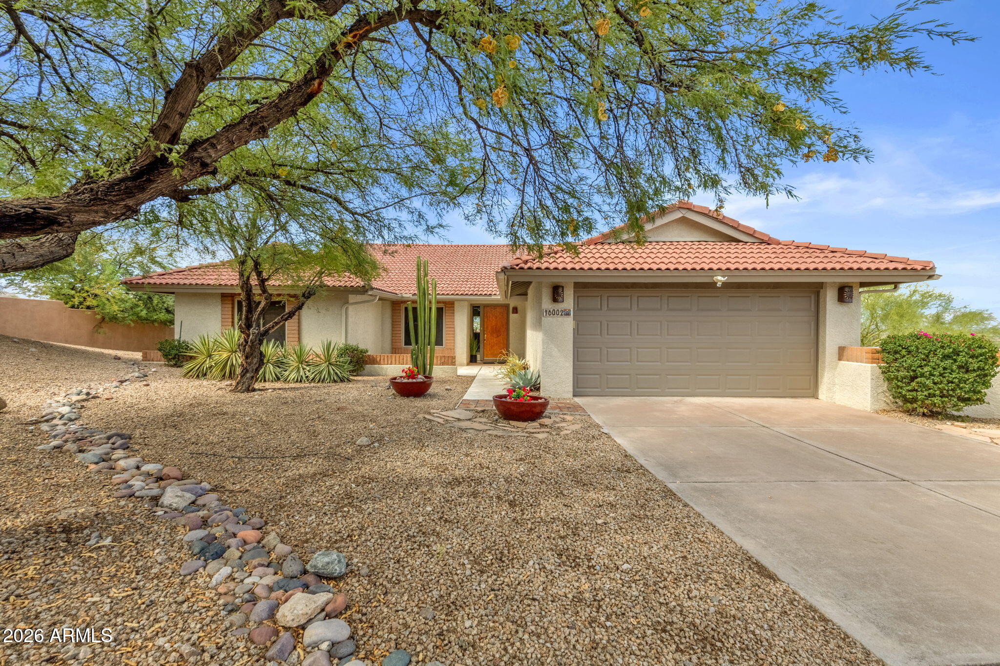 16002 E el Lago Boulevard — photo