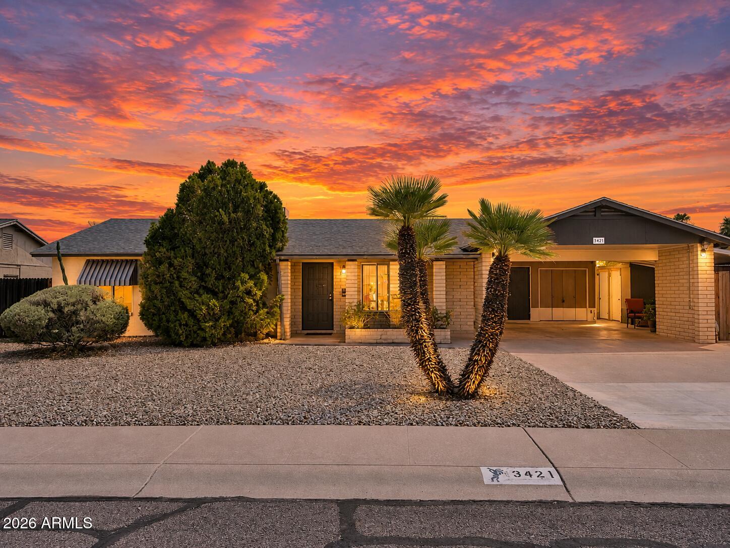 3421 E Paradise Drive — photo