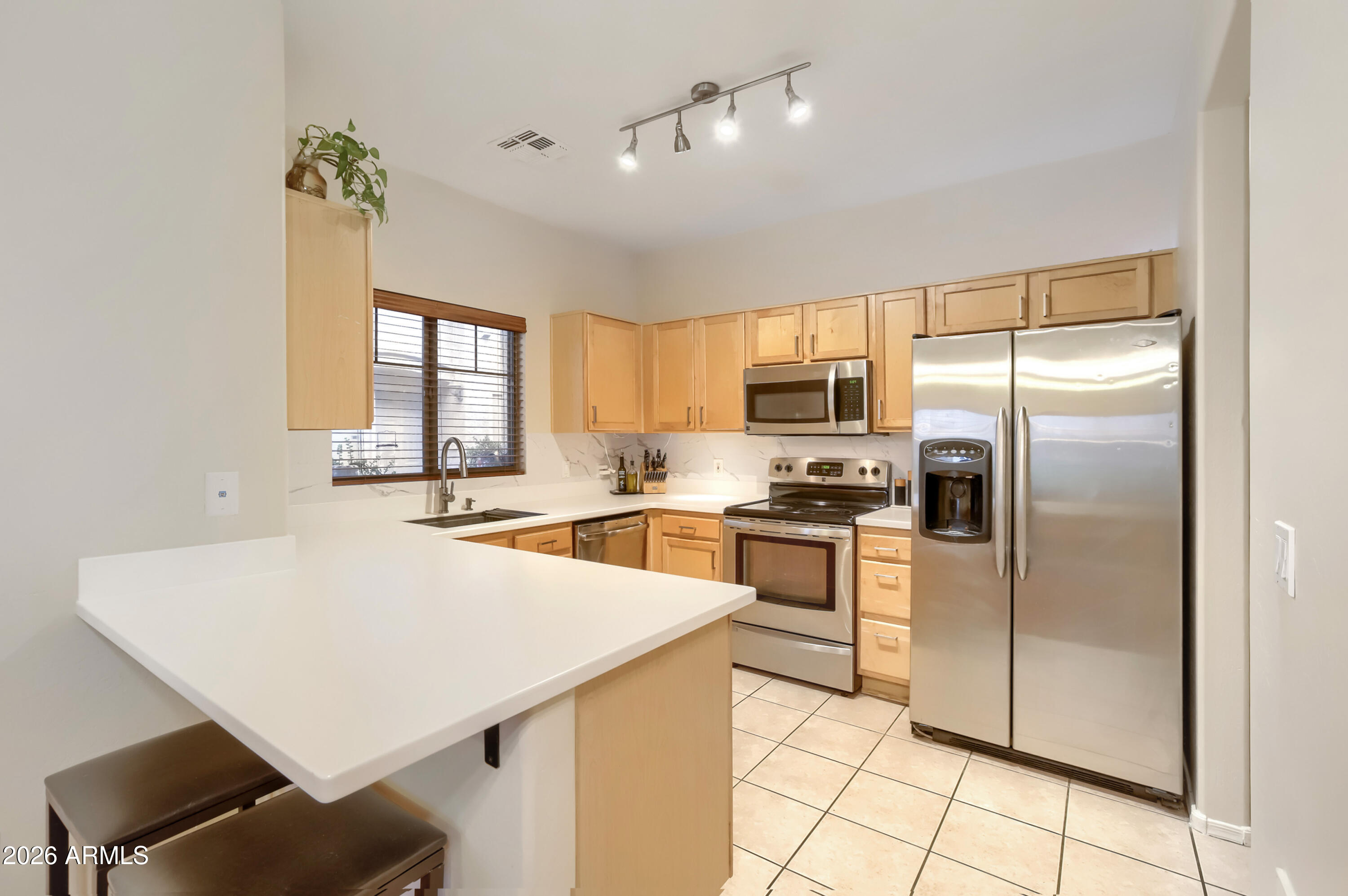 805 S Sycamore Unit 117 — photo