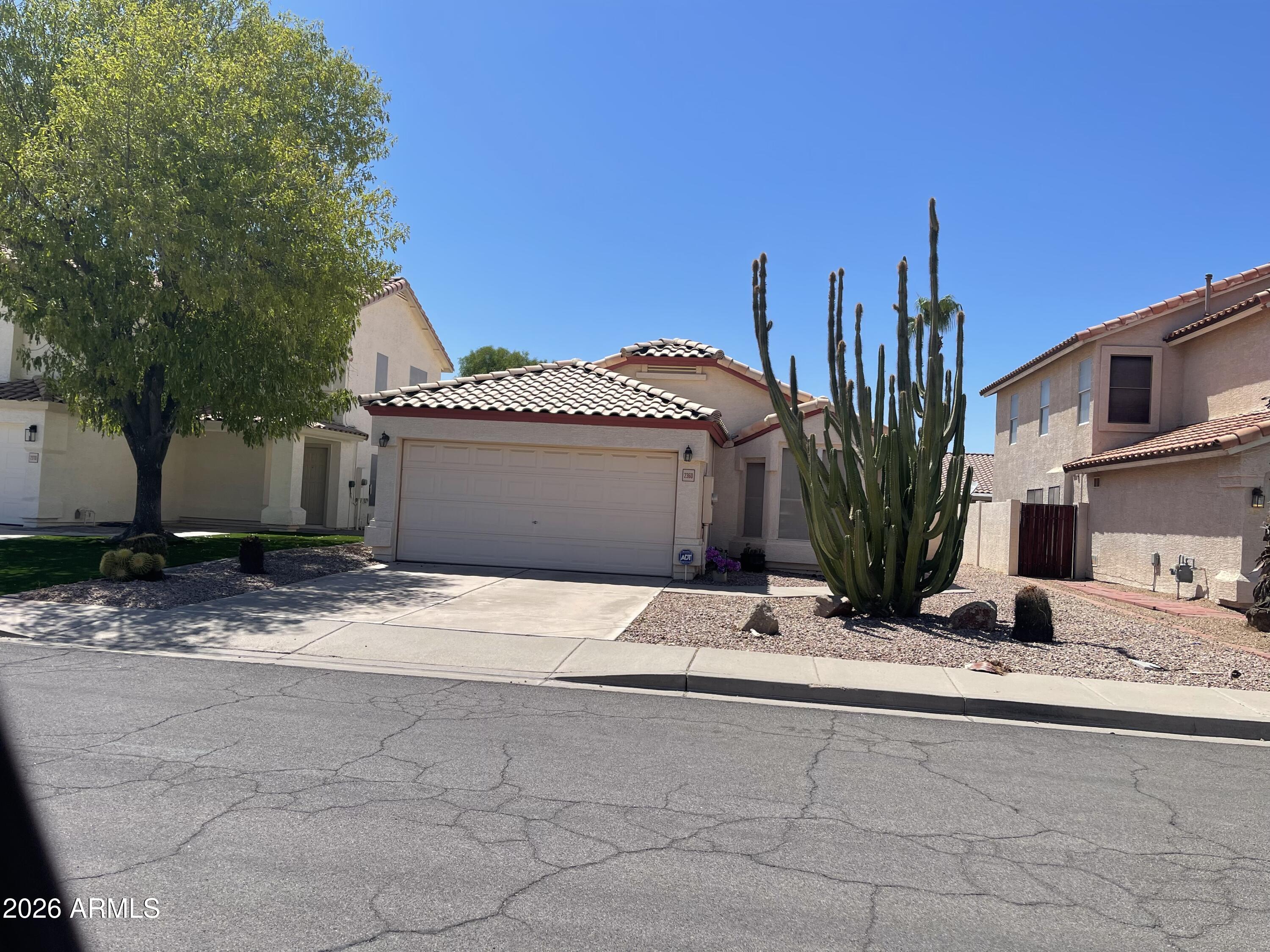 2360 S Apache Drive — photo