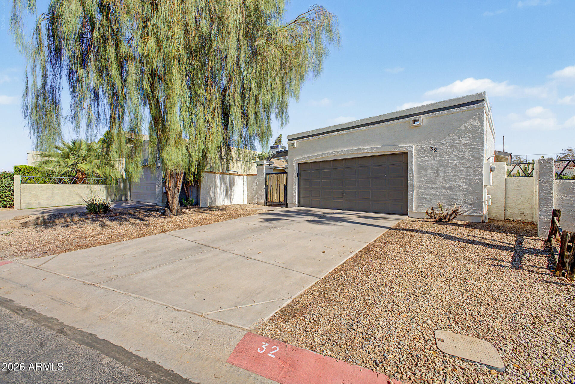 619 E Jensen Street 32 — photo