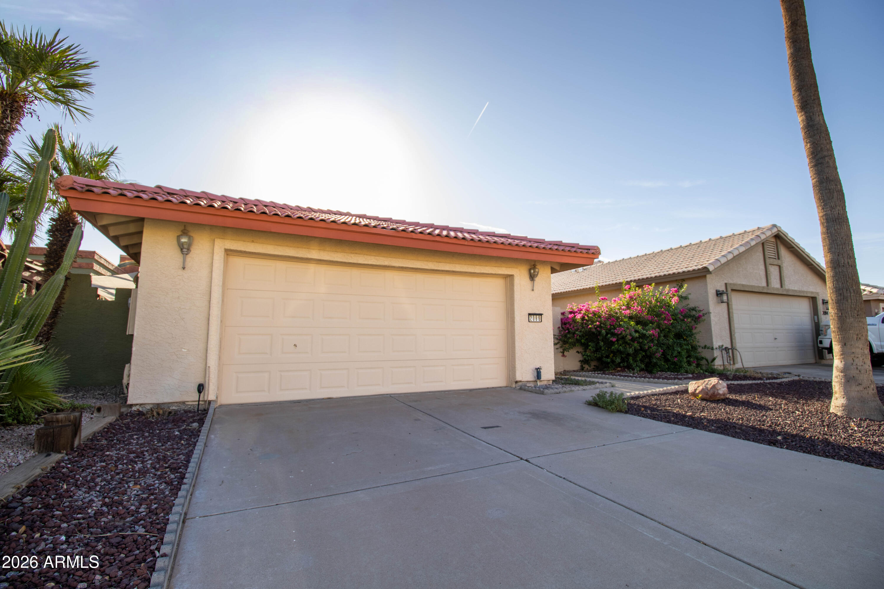 2086 N Sweetwater Drive — photo