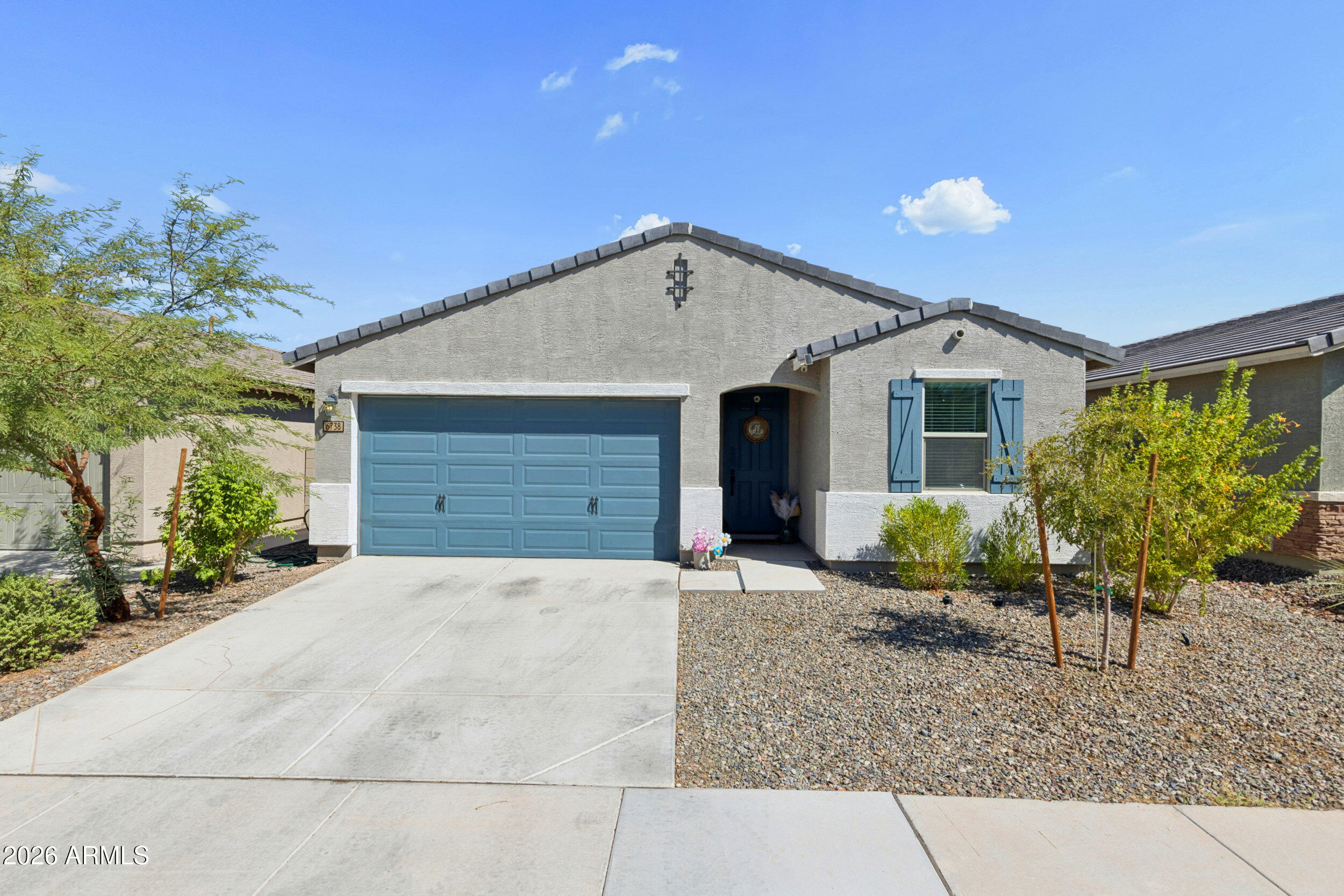 6738 W Valley View Drive — photo