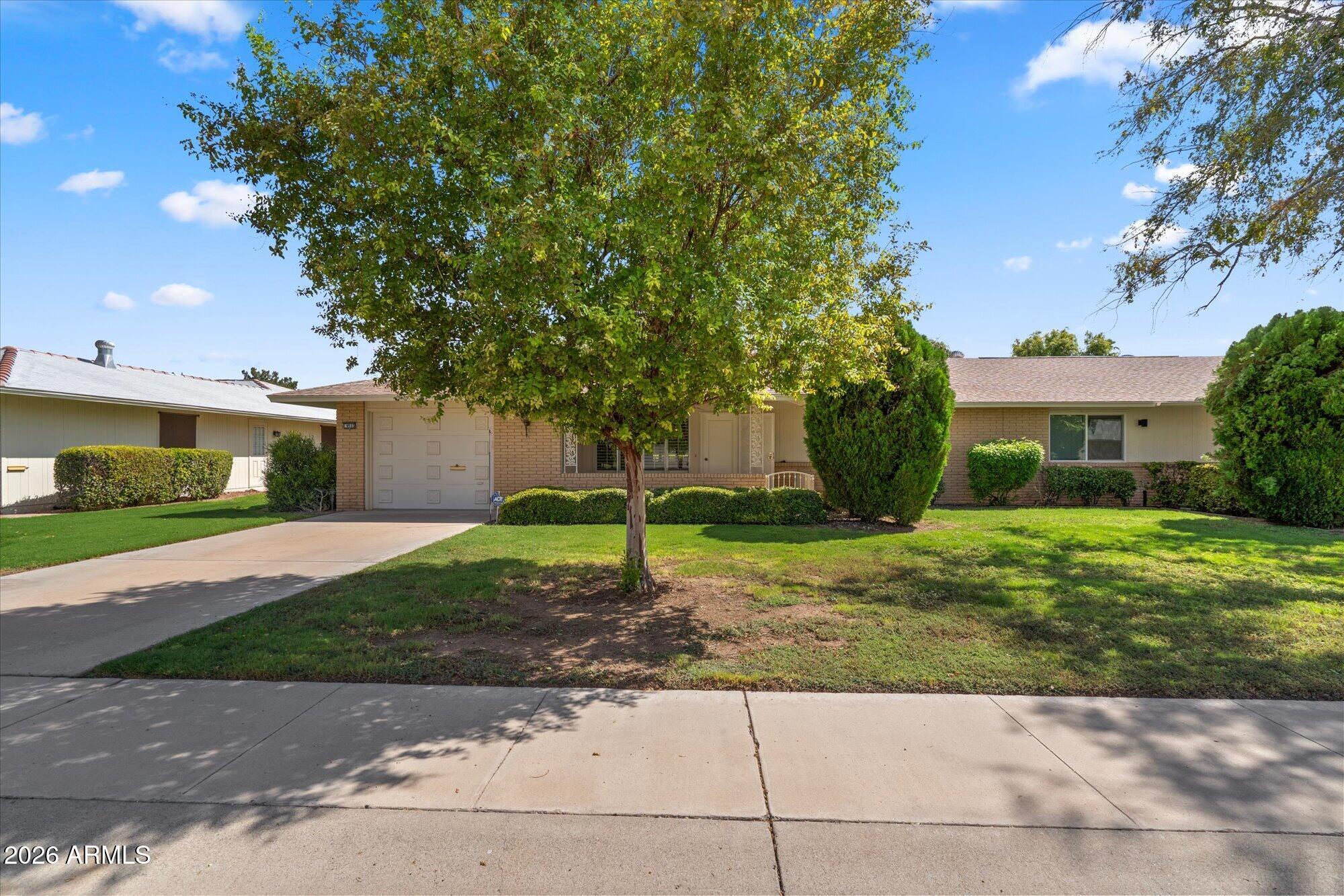 9533 W Shasta Drive — photo