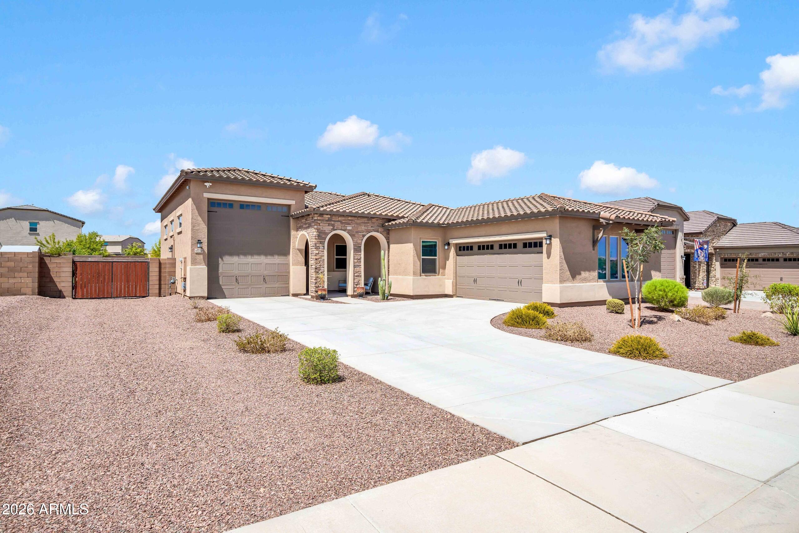 17234 W Royal Palm Road — photo