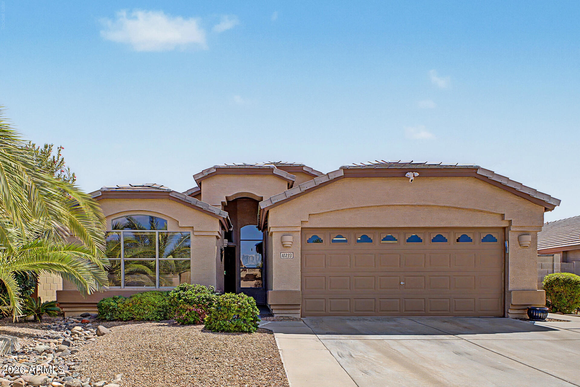 10233 W Daley Lane — photo