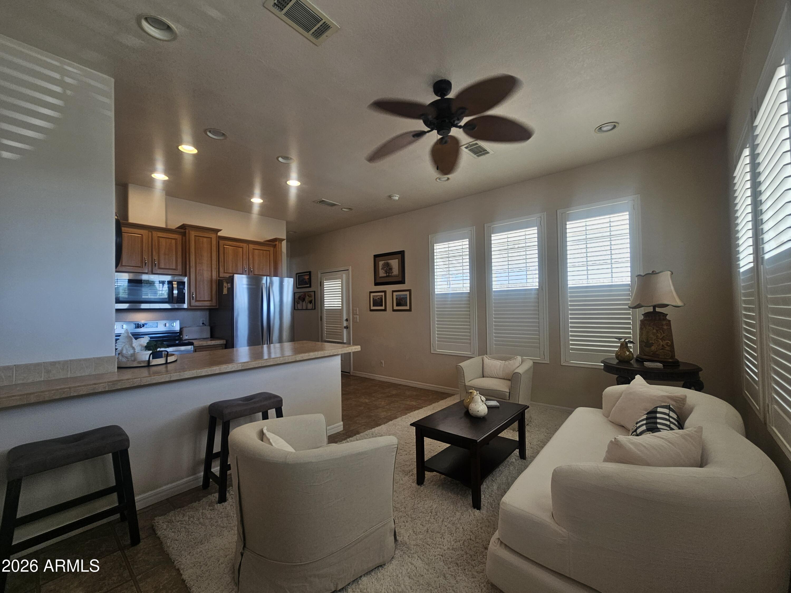 8700 E University Drive 140 — photo