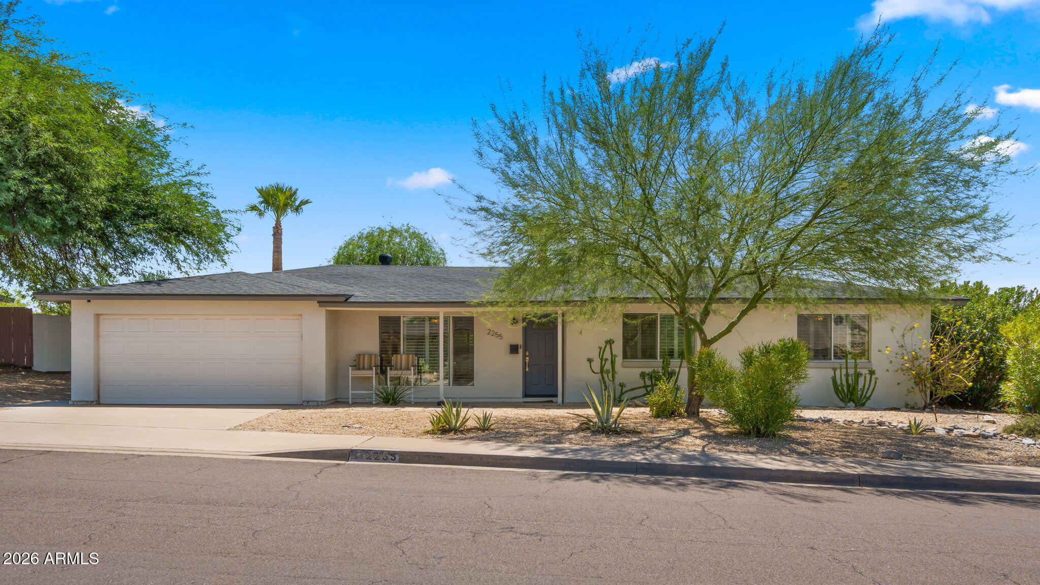 2255 E Piestewa Peak Drive — photo