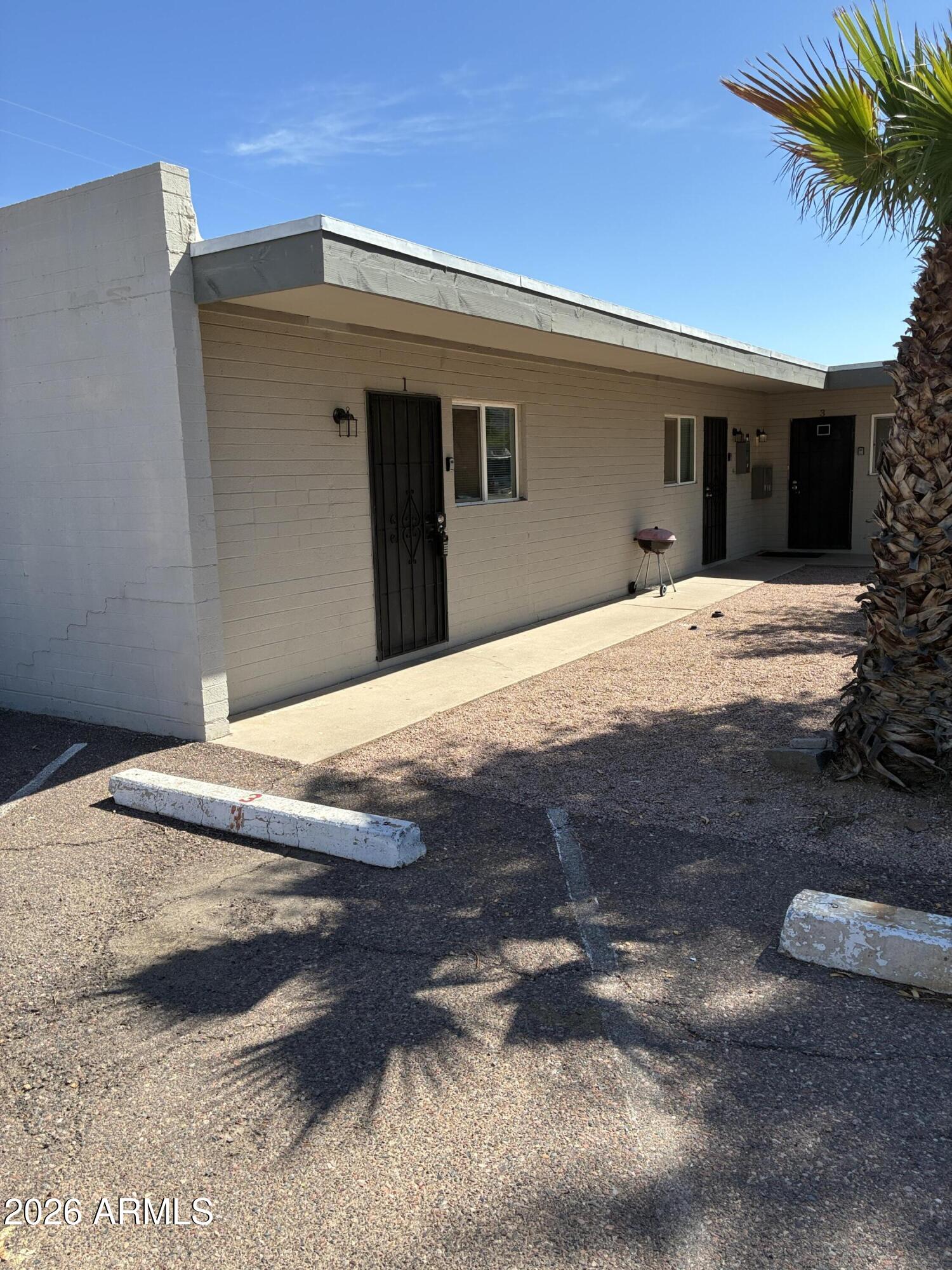 730 E Siesta Drive 1 — photo