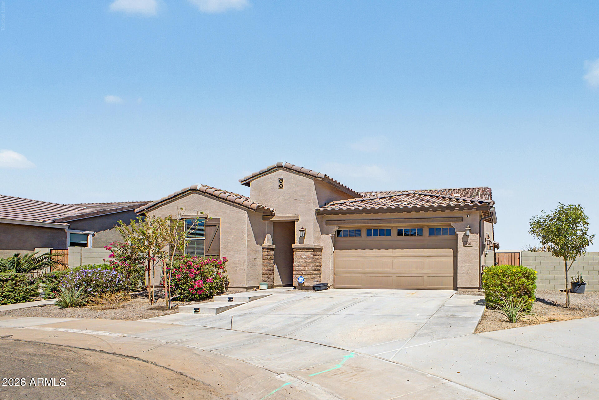 496 E Diamond Drive — photo
